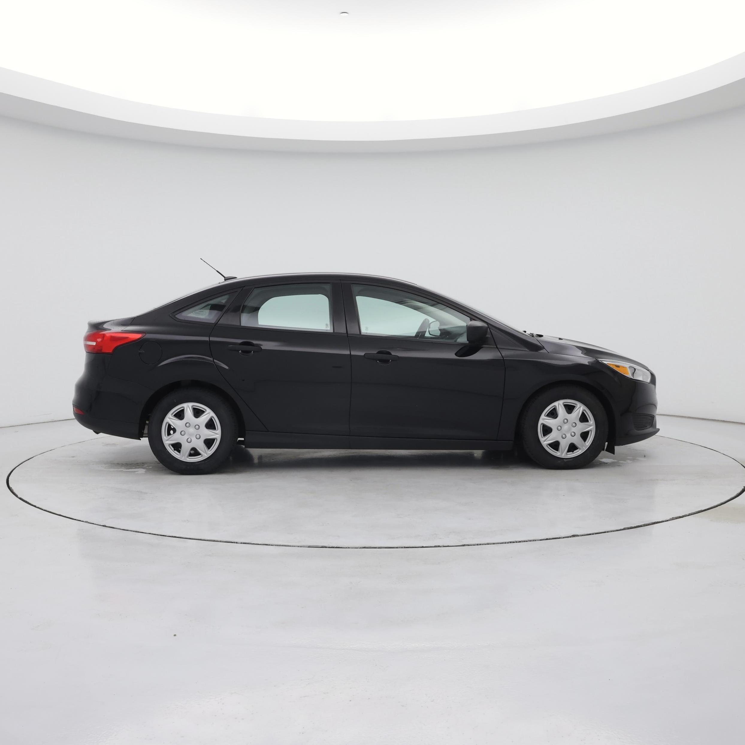 Thumbnail: 2018 Ford Focus - 7