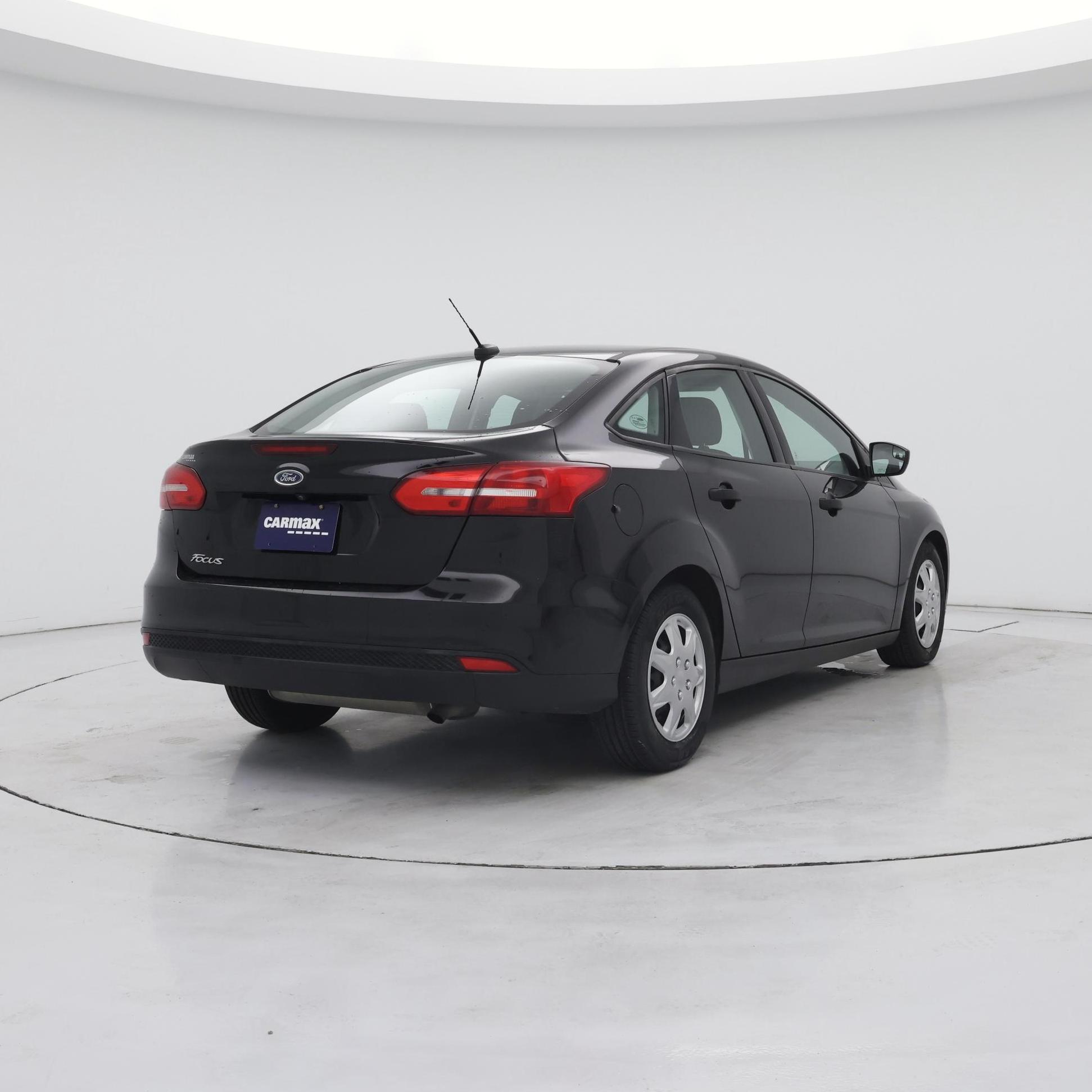Thumbnail: 2018 Ford Focus - 8