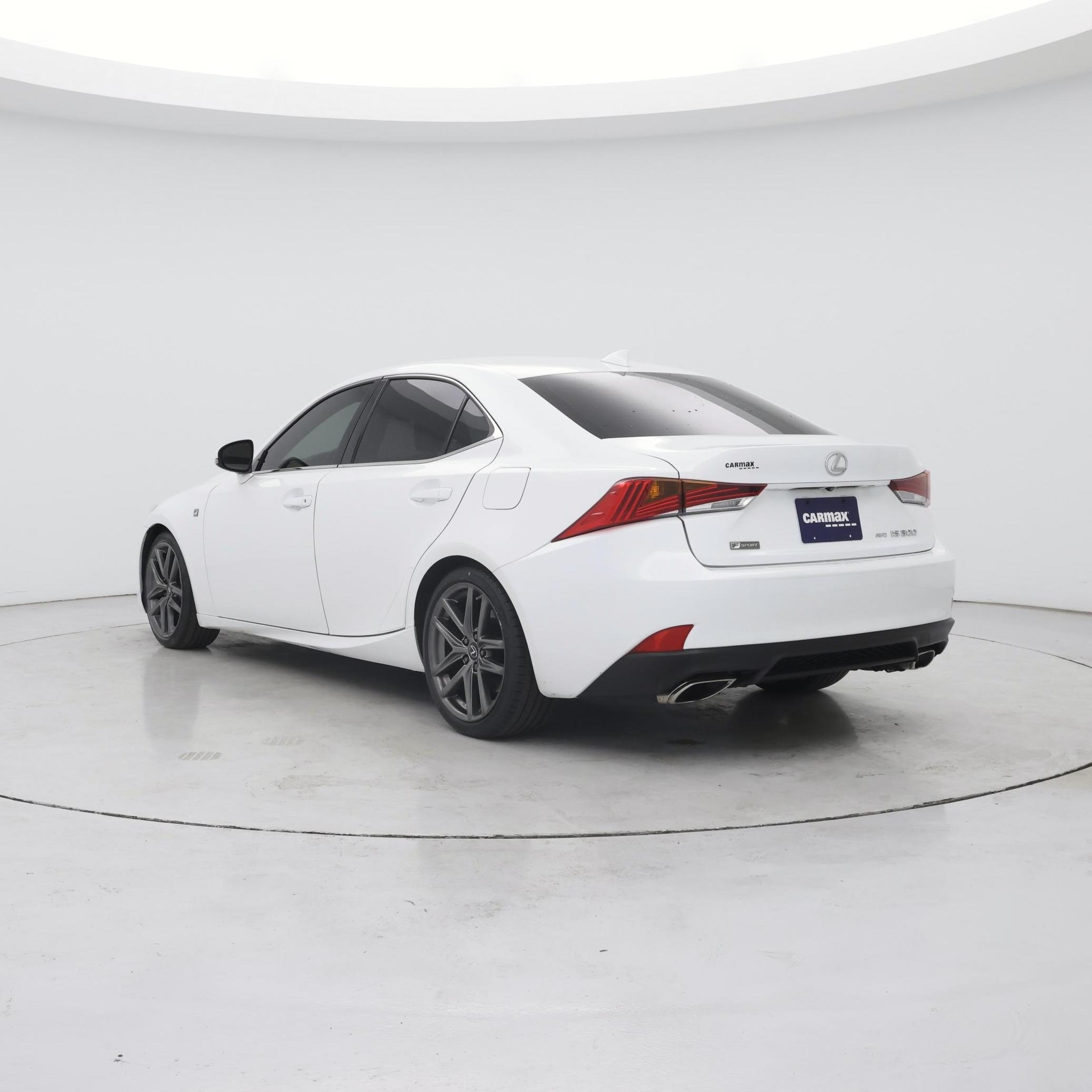 Thumbnail: 2019 Lexus IS - 2