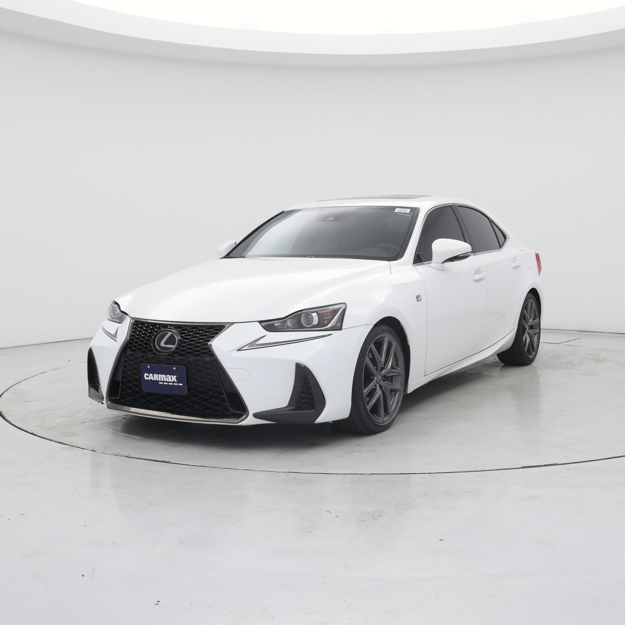 Thumbnail: 2019 Lexus IS - 4