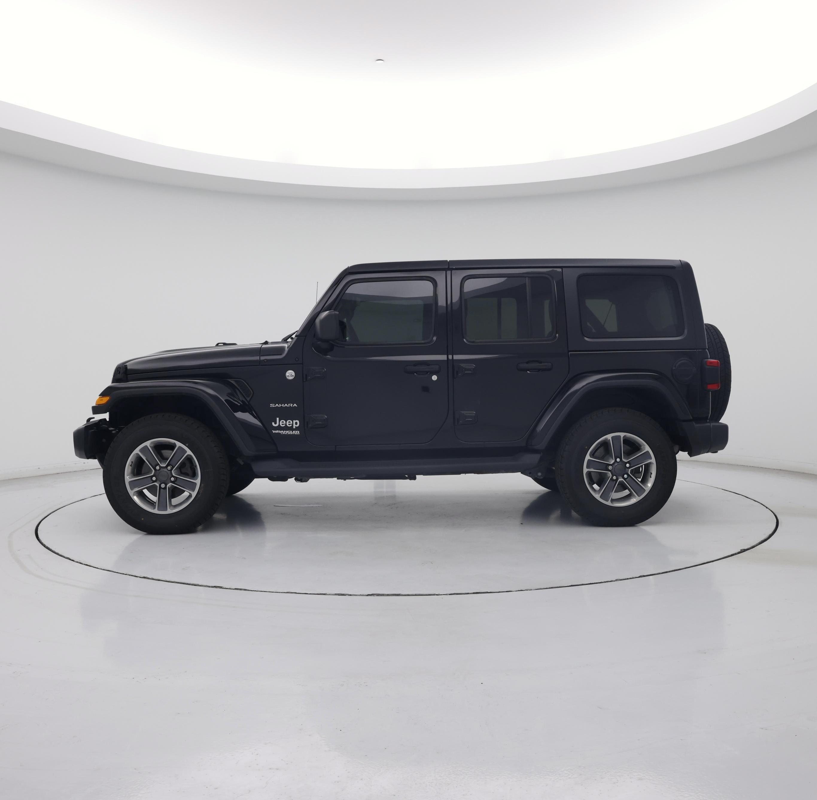 Thumbnail: 2018 Jeep Wrangler - 3