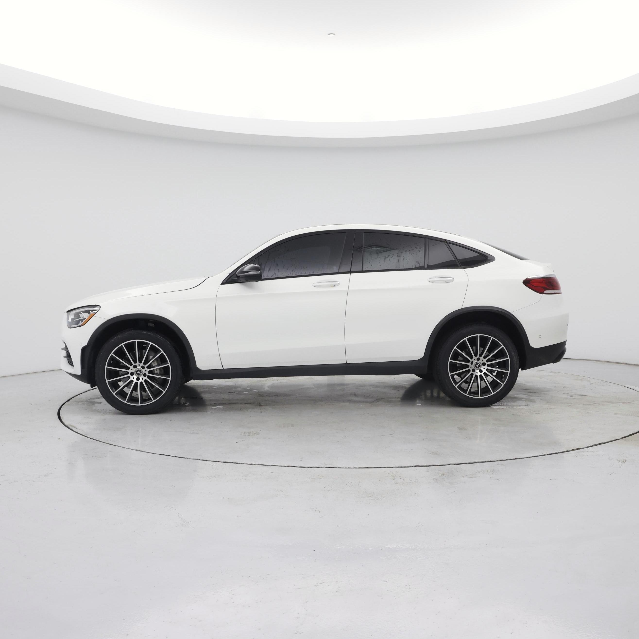 Thumbnail: 2022 Mercedes-Benz GLC - 3