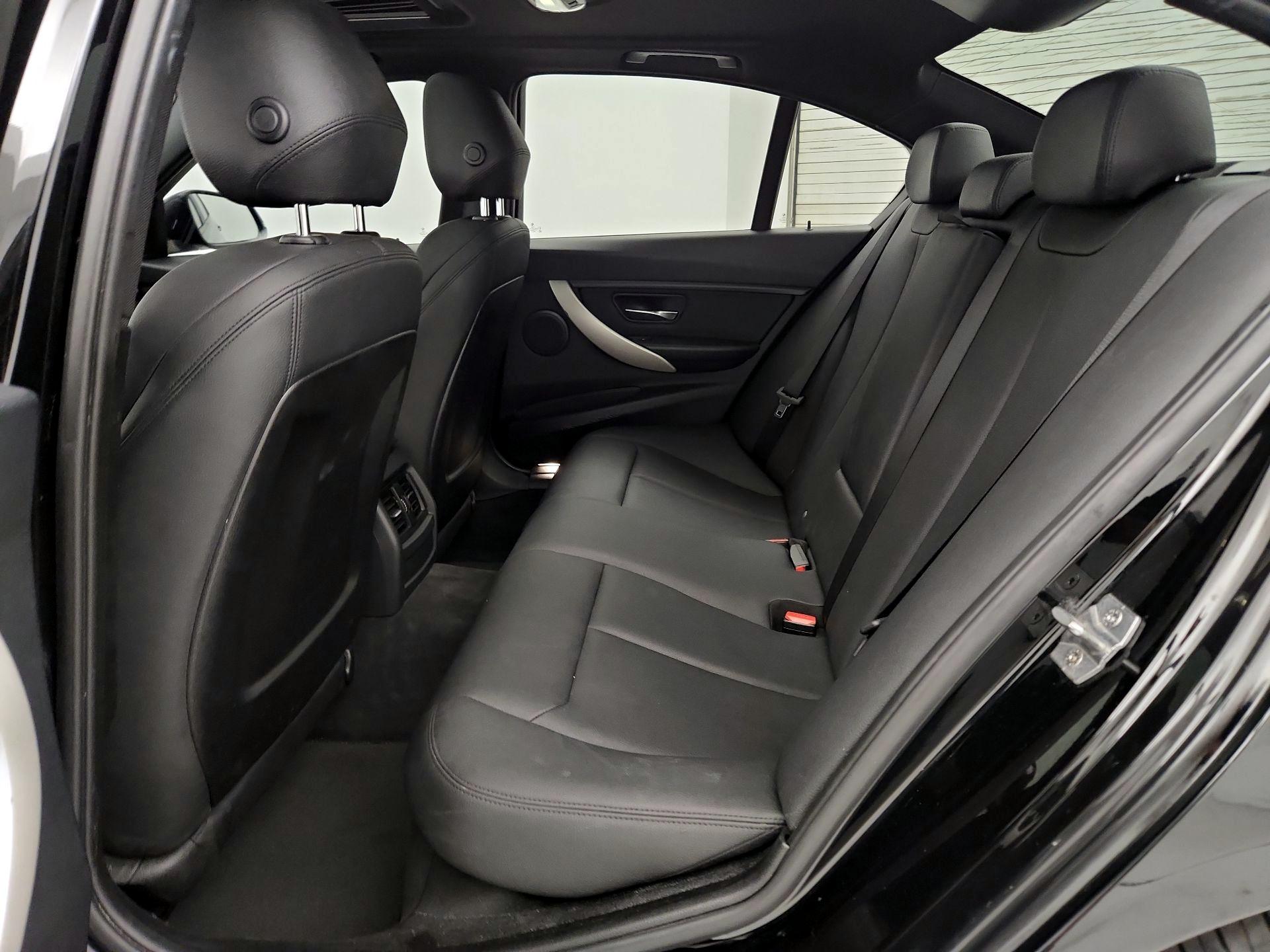 Thumbnail: 2014 BMW 3 Series - 19