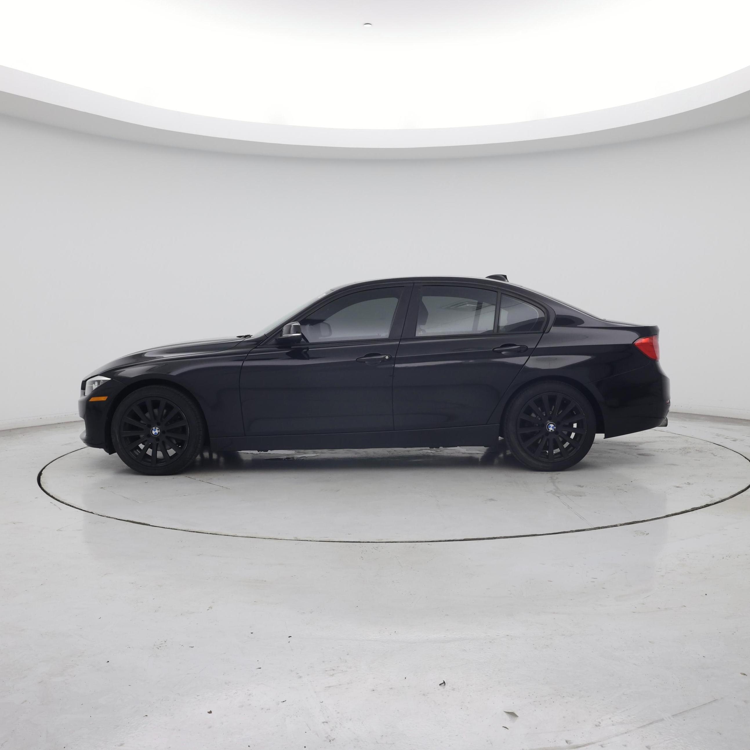 Thumbnail: 2014 BMW 3 Series - 3