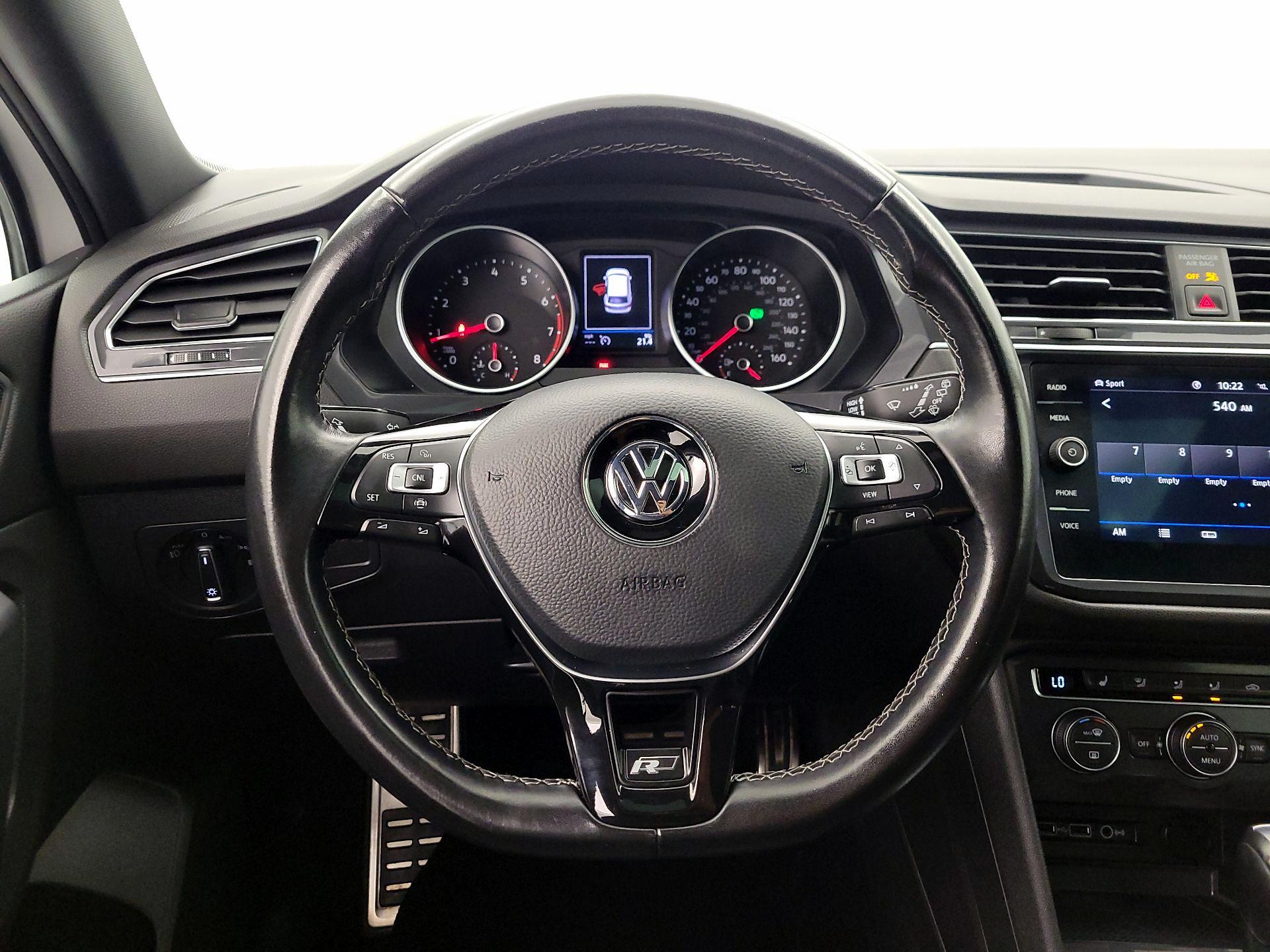 Thumbnail: 2020 Volkswagen Tiguan - 10