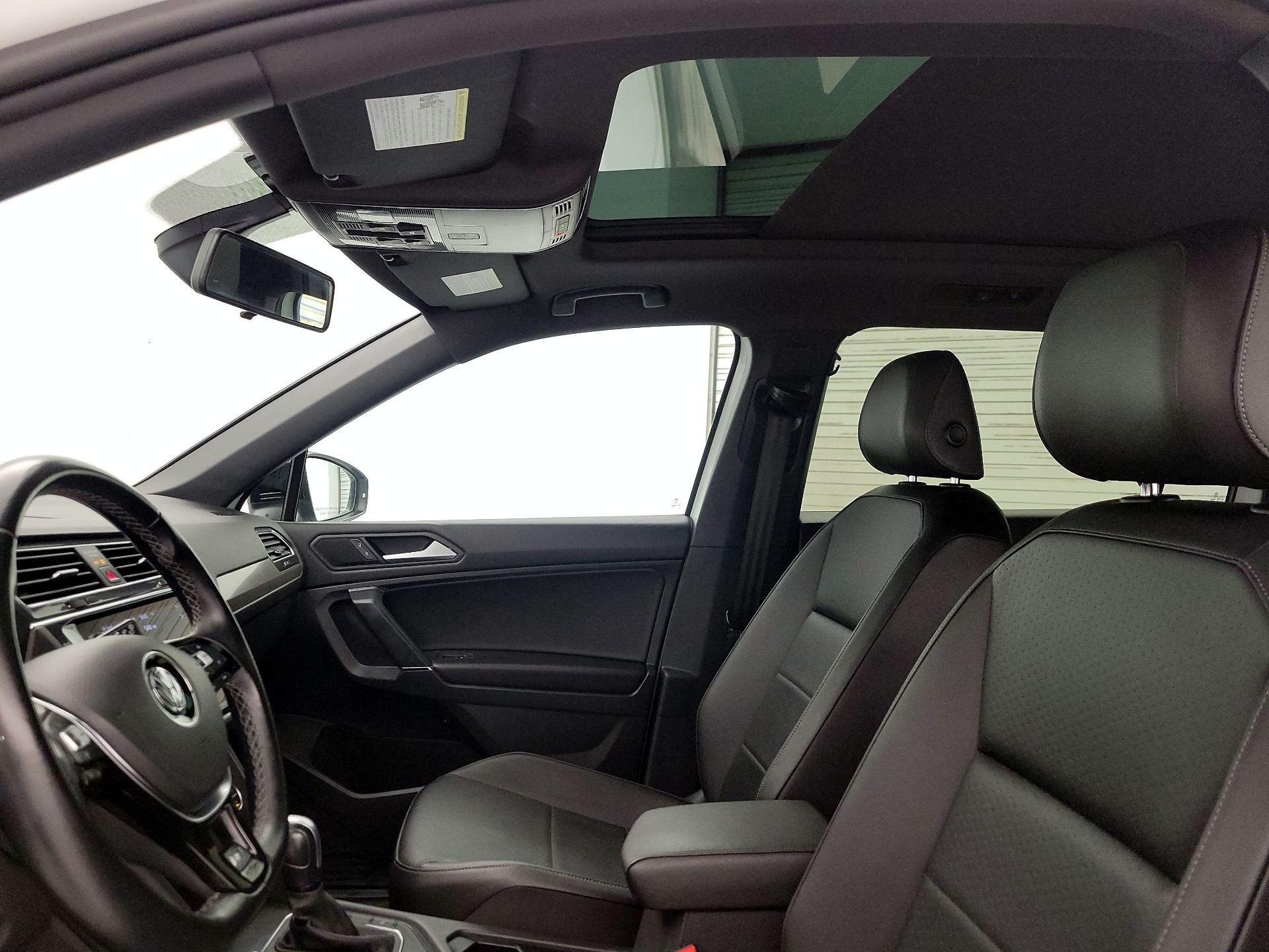 Thumbnail: 2020 Volkswagen Tiguan - 19
