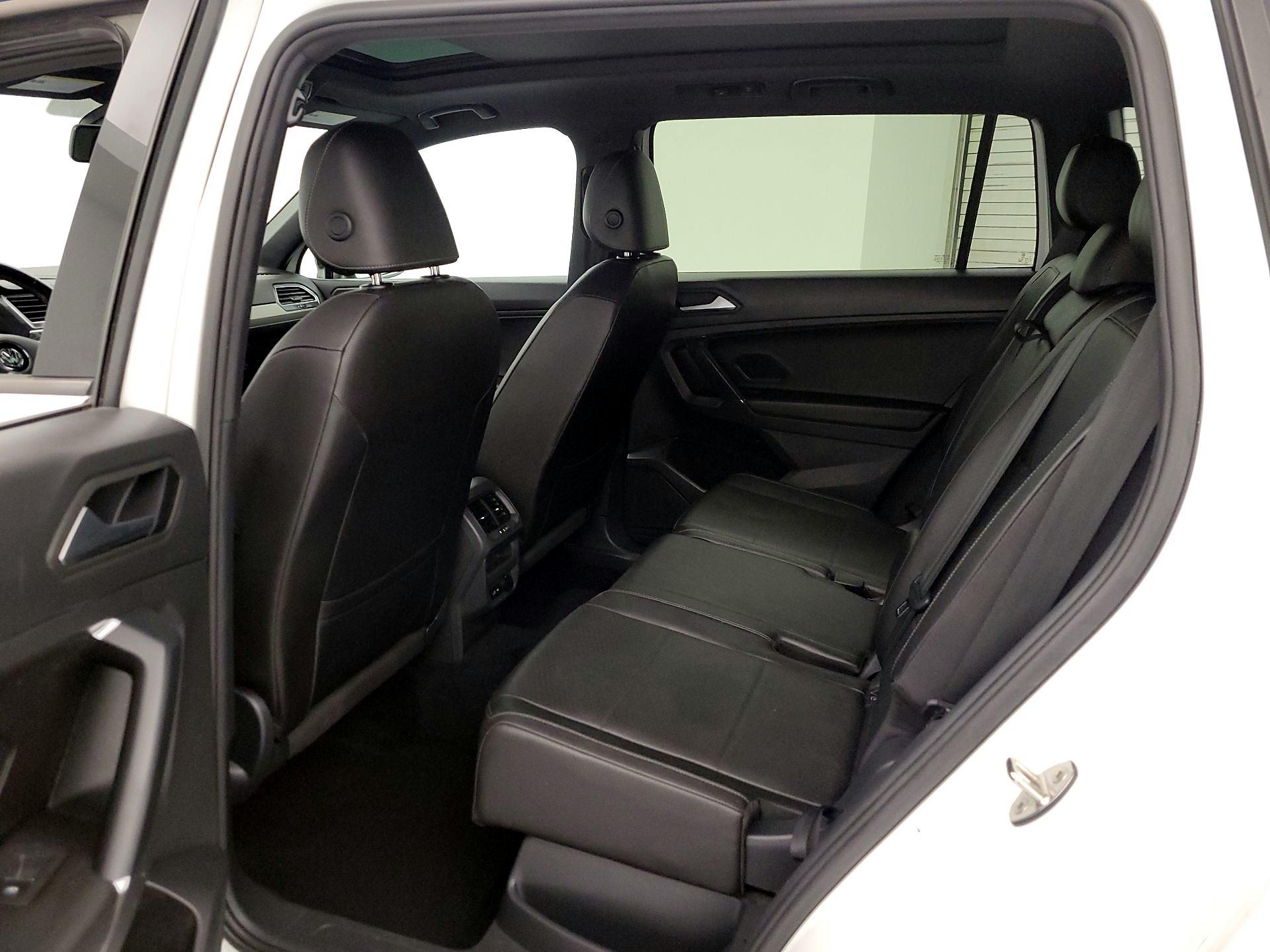 Thumbnail: 2020 Volkswagen Tiguan - 20