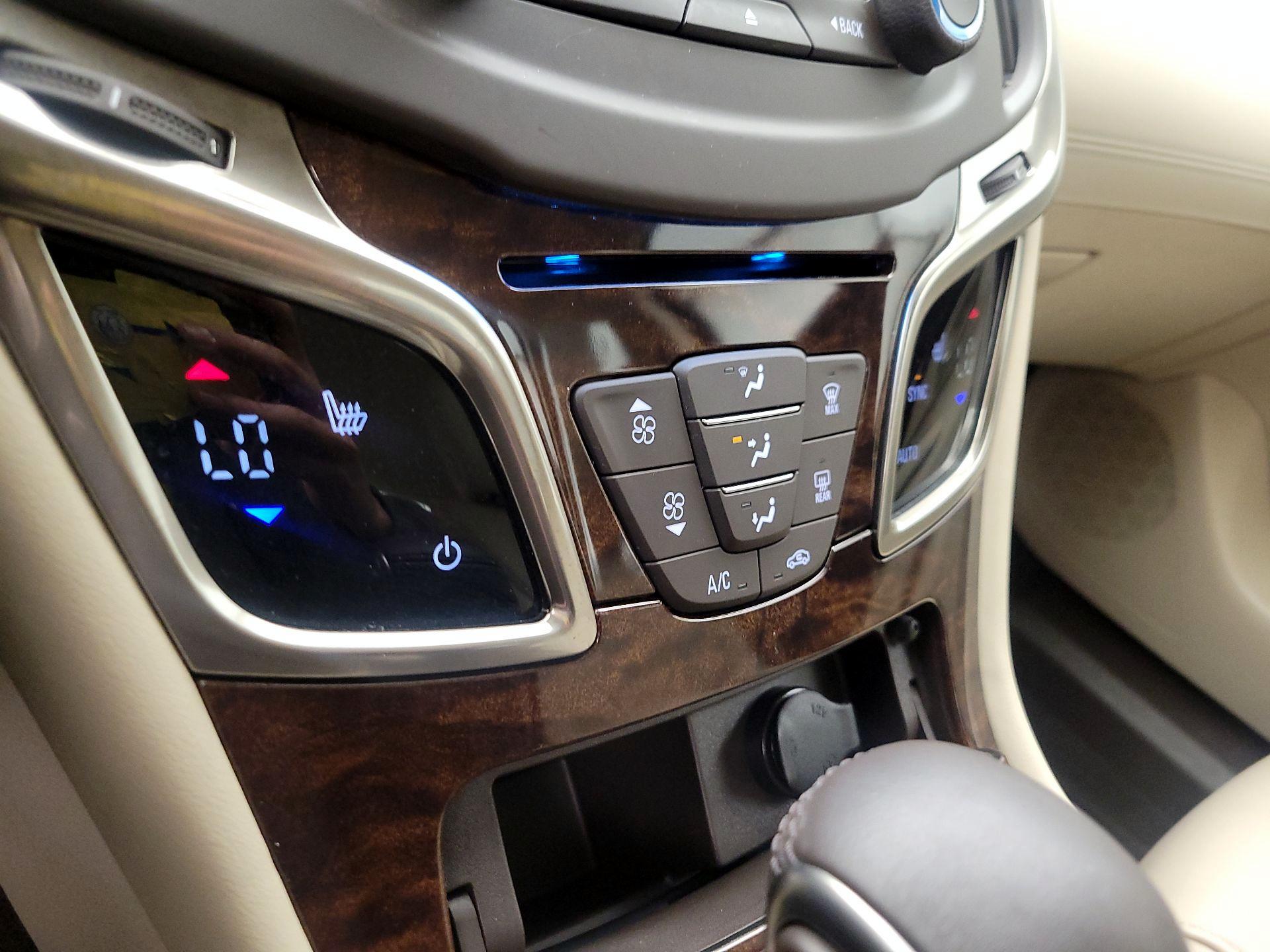 Thumbnail: 2016 Buick LaCrosse - 16