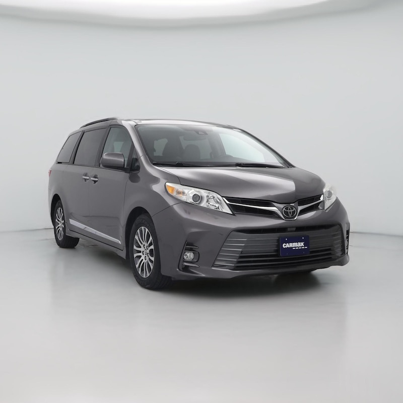 2018 Toyota Sienna XLE