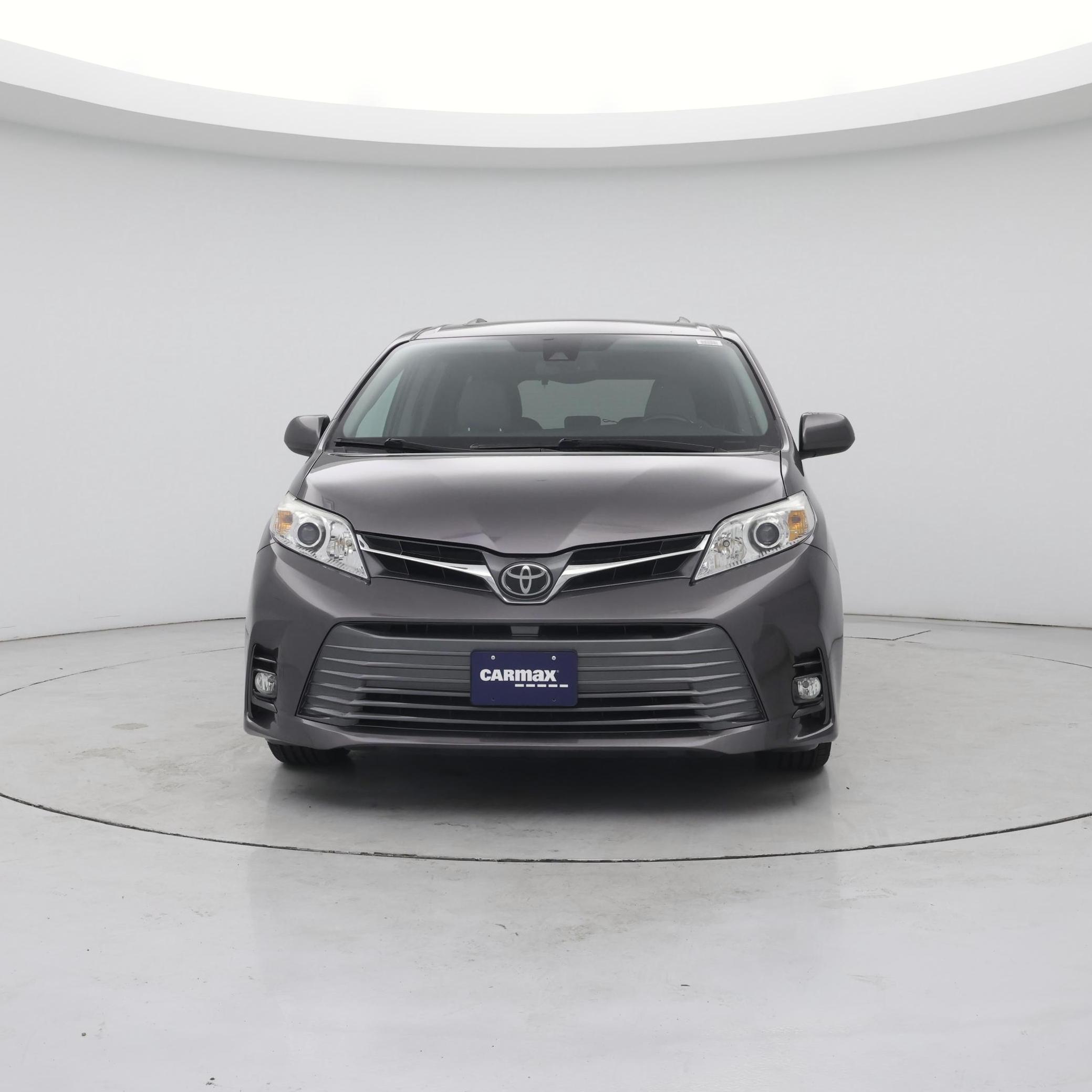 Thumbnail: 2018 Toyota Sienna - 5