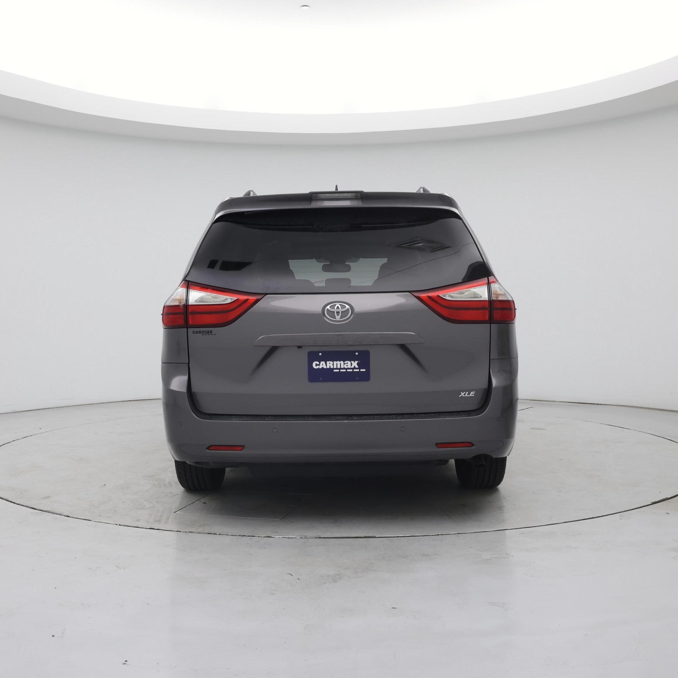 Thumbnail: 2018 Toyota Sienna - 6