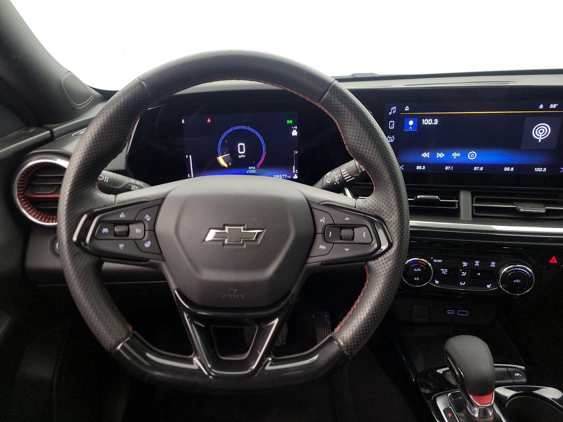 Thumbnail: 2024 Chevrolet Trax - 10