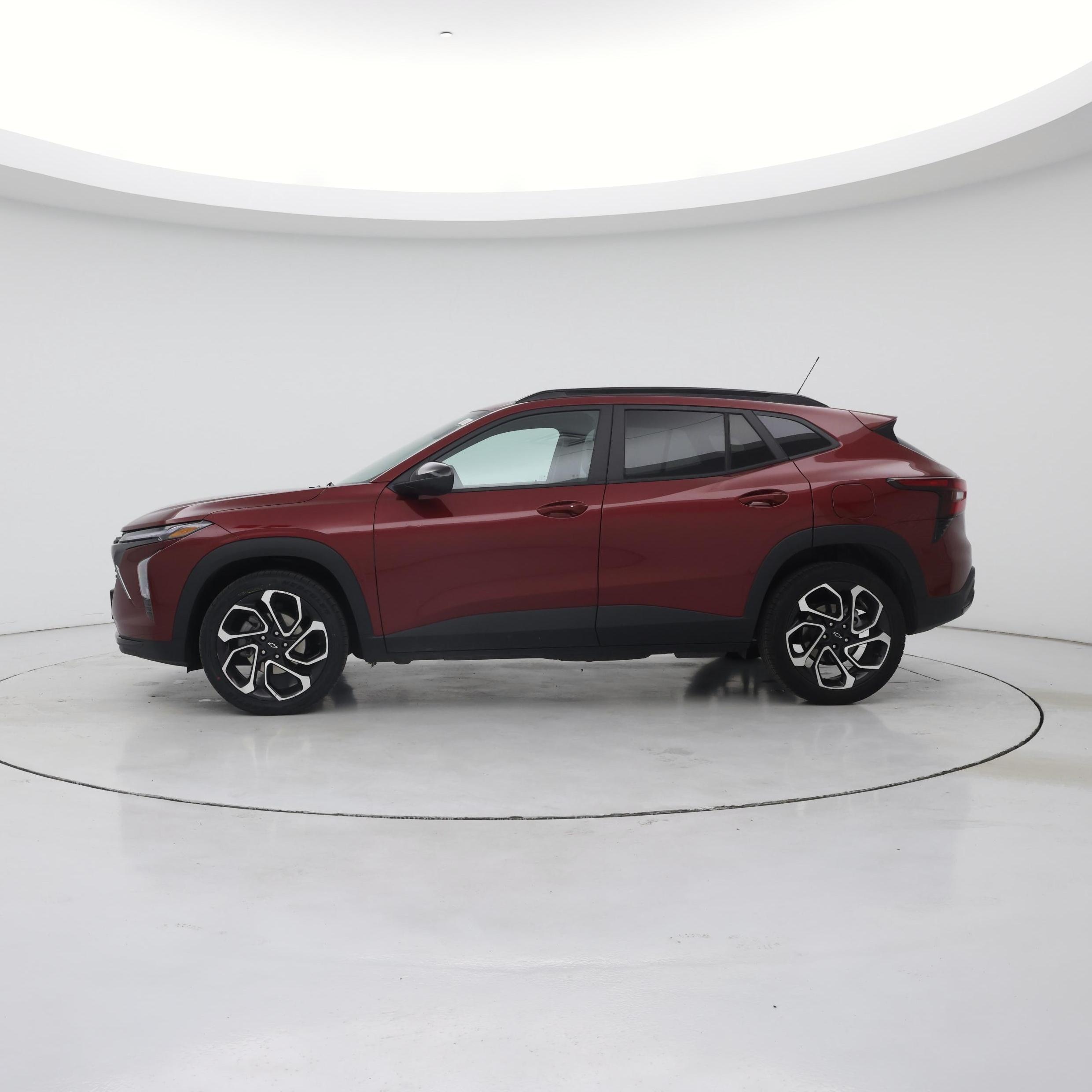 Thumbnail: 2024 Chevrolet Trax - 3