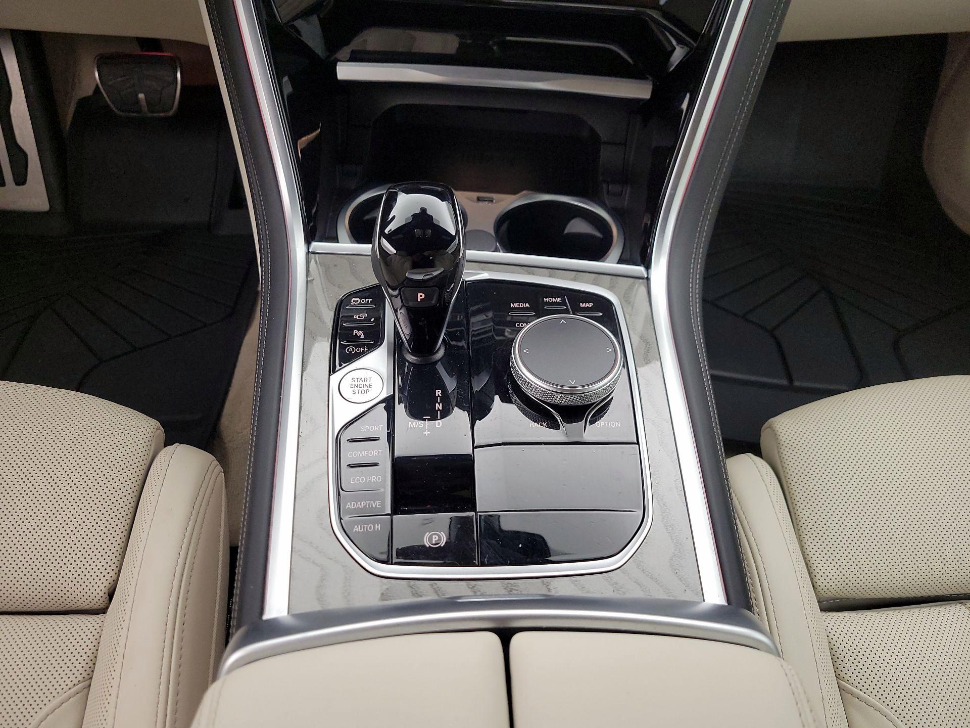 Thumbnail: 2026 BMW 8 Series - 18