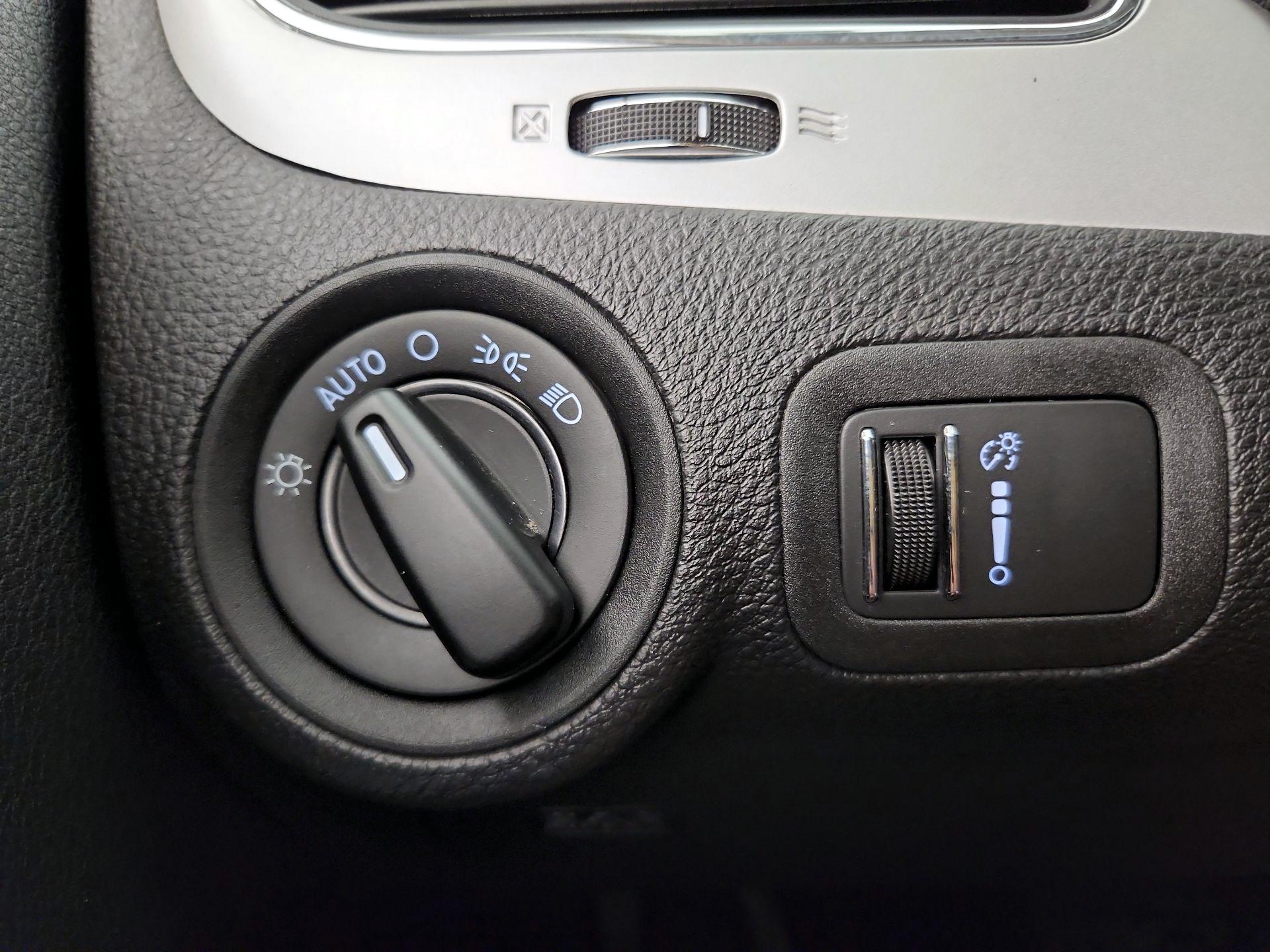Thumbnail: 2020 Dodge Journey - 13