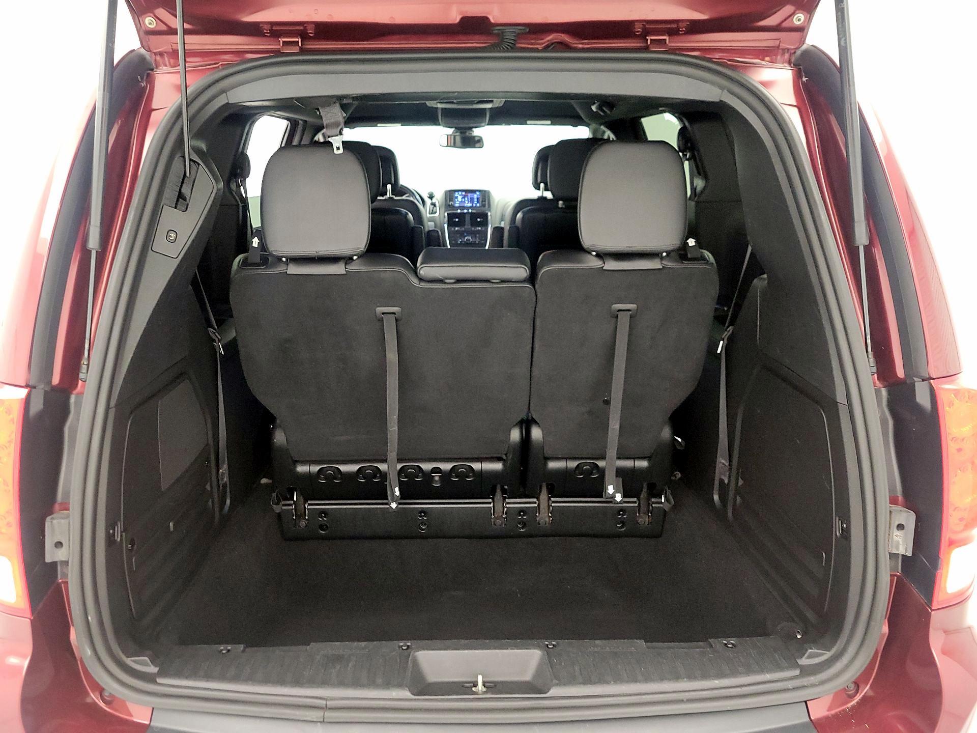 Thumbnail: 2019 Dodge Grand Caravan - 20
