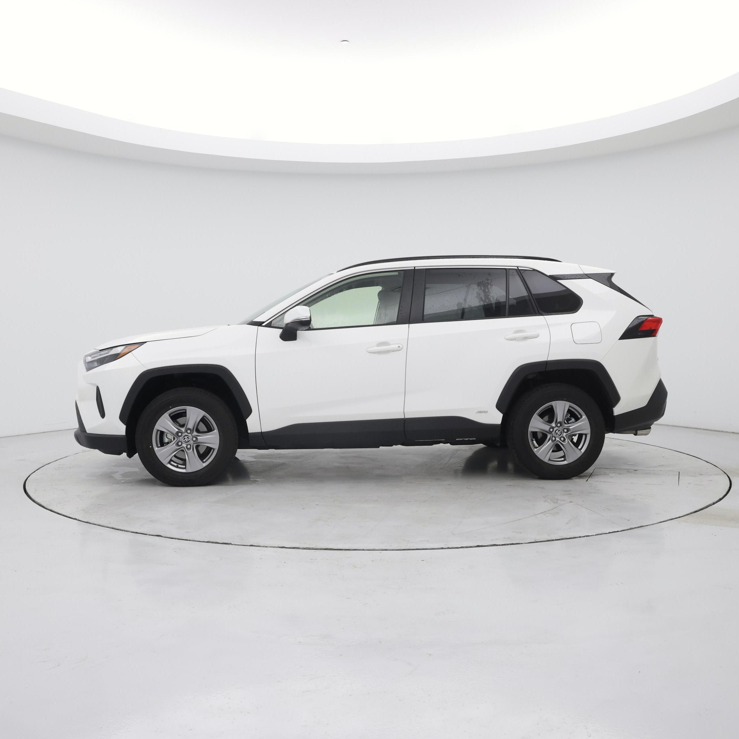 Thumbnail: 2025 Toyota RAV4 - 3
