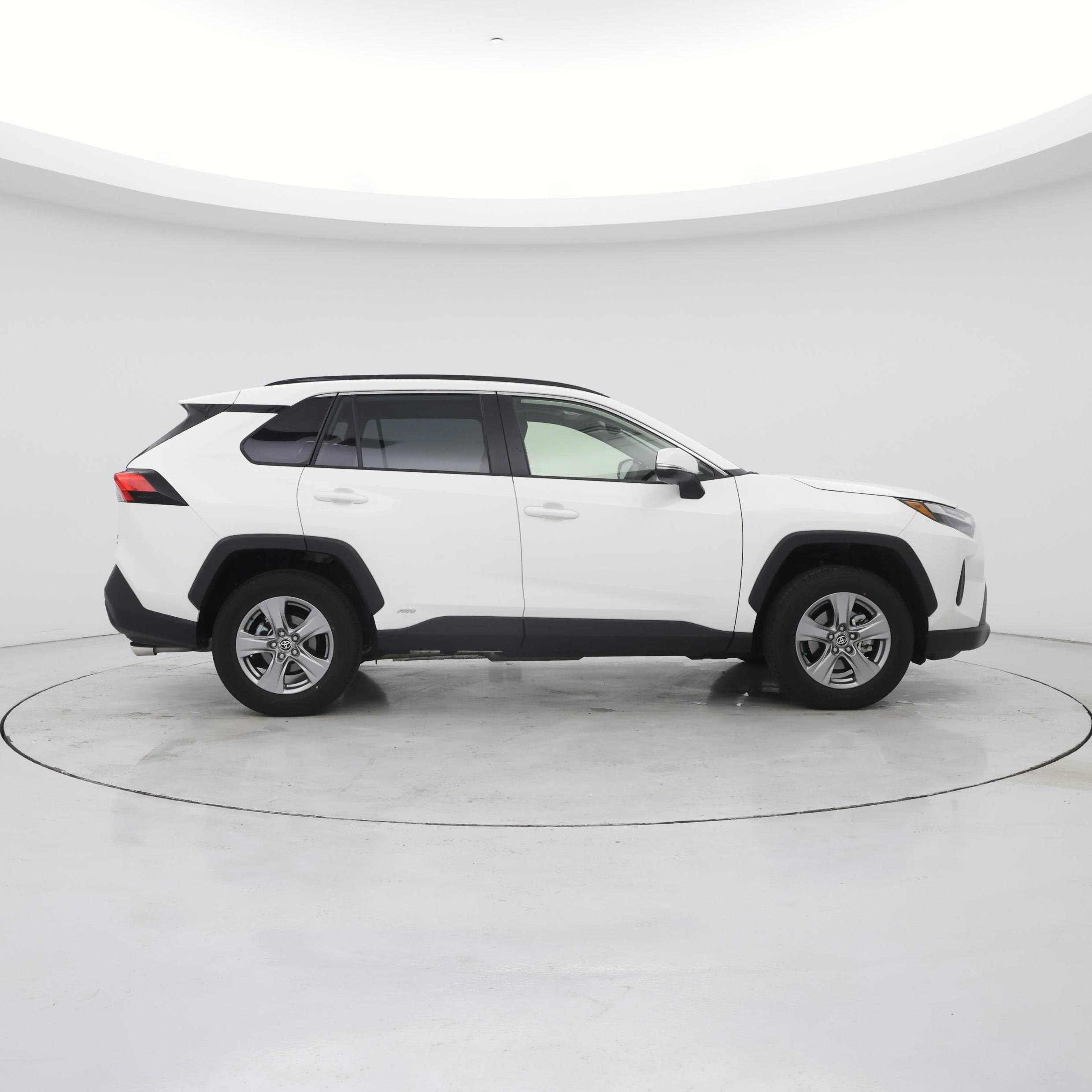 Thumbnail: 2025 Toyota RAV4 - 7