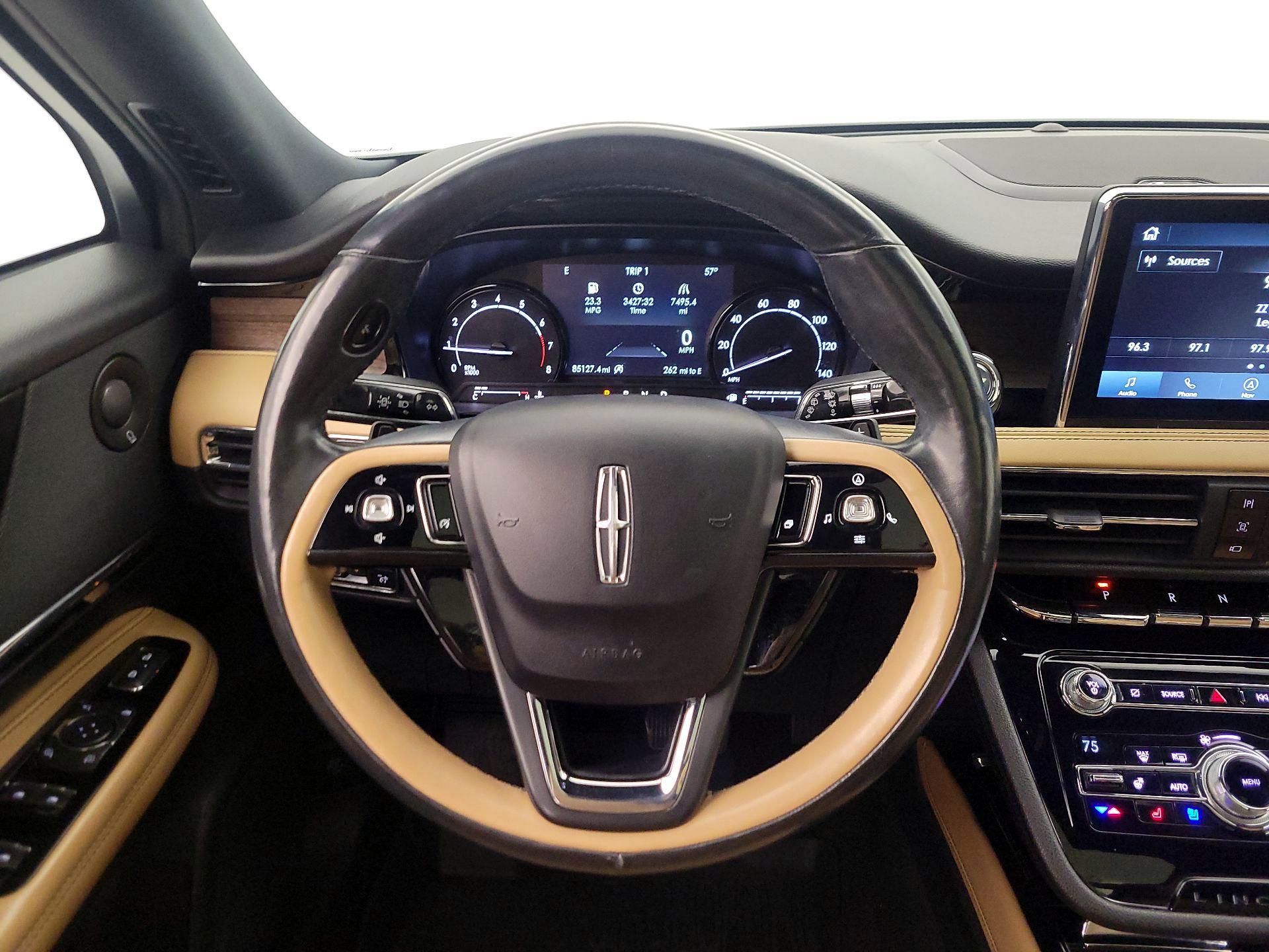 Thumbnail: 2020 Lincoln Corsair - 10