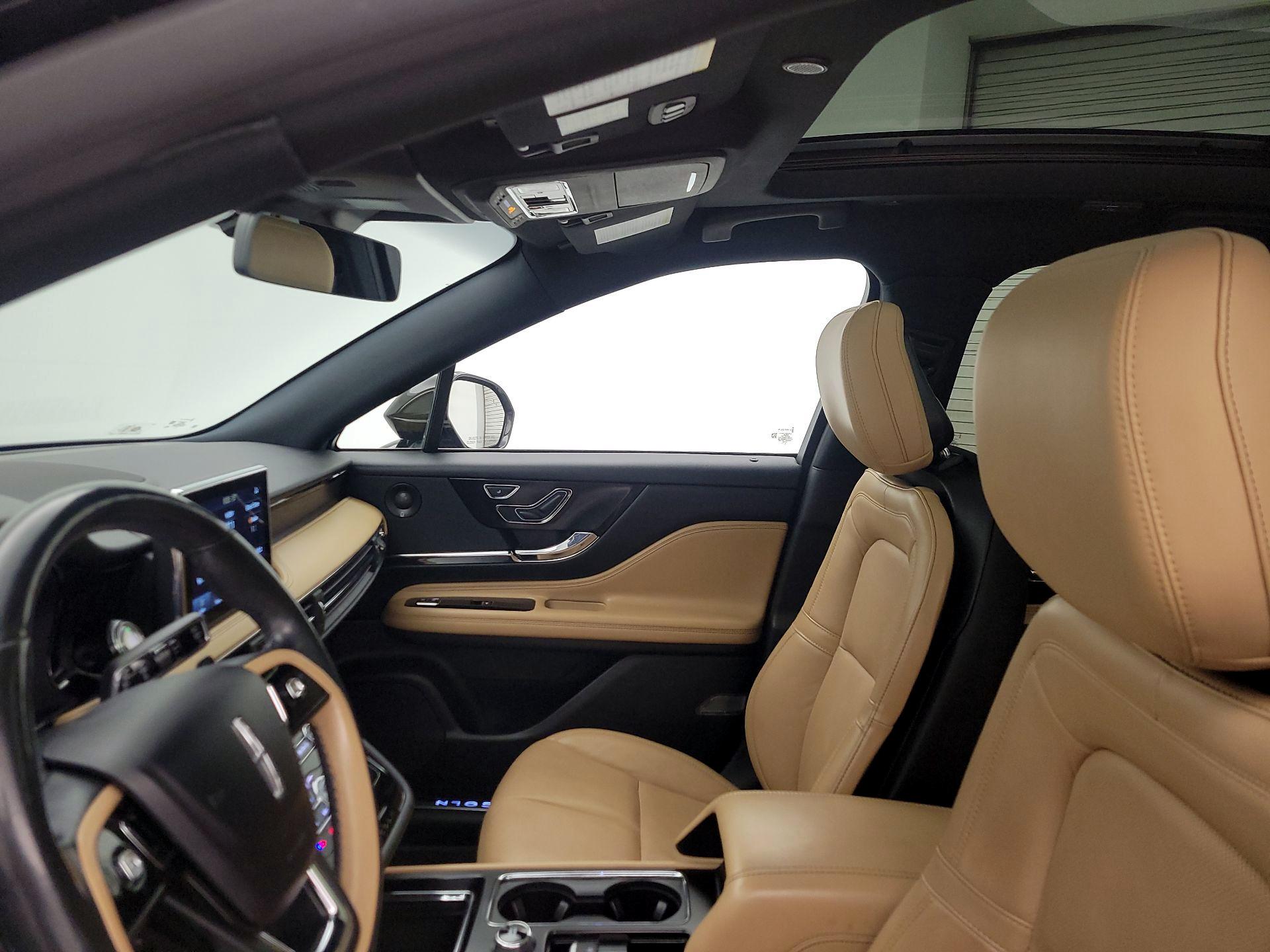 Thumbnail: 2020 Lincoln Corsair - 19