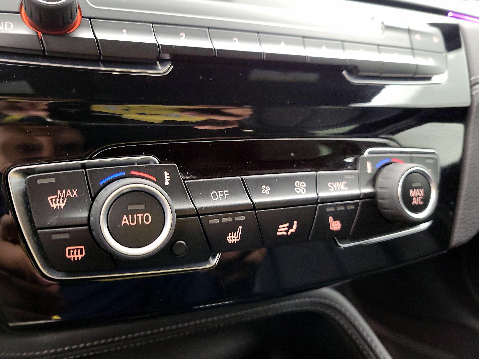 Thumbnail: 2021 BMW X1 - 16