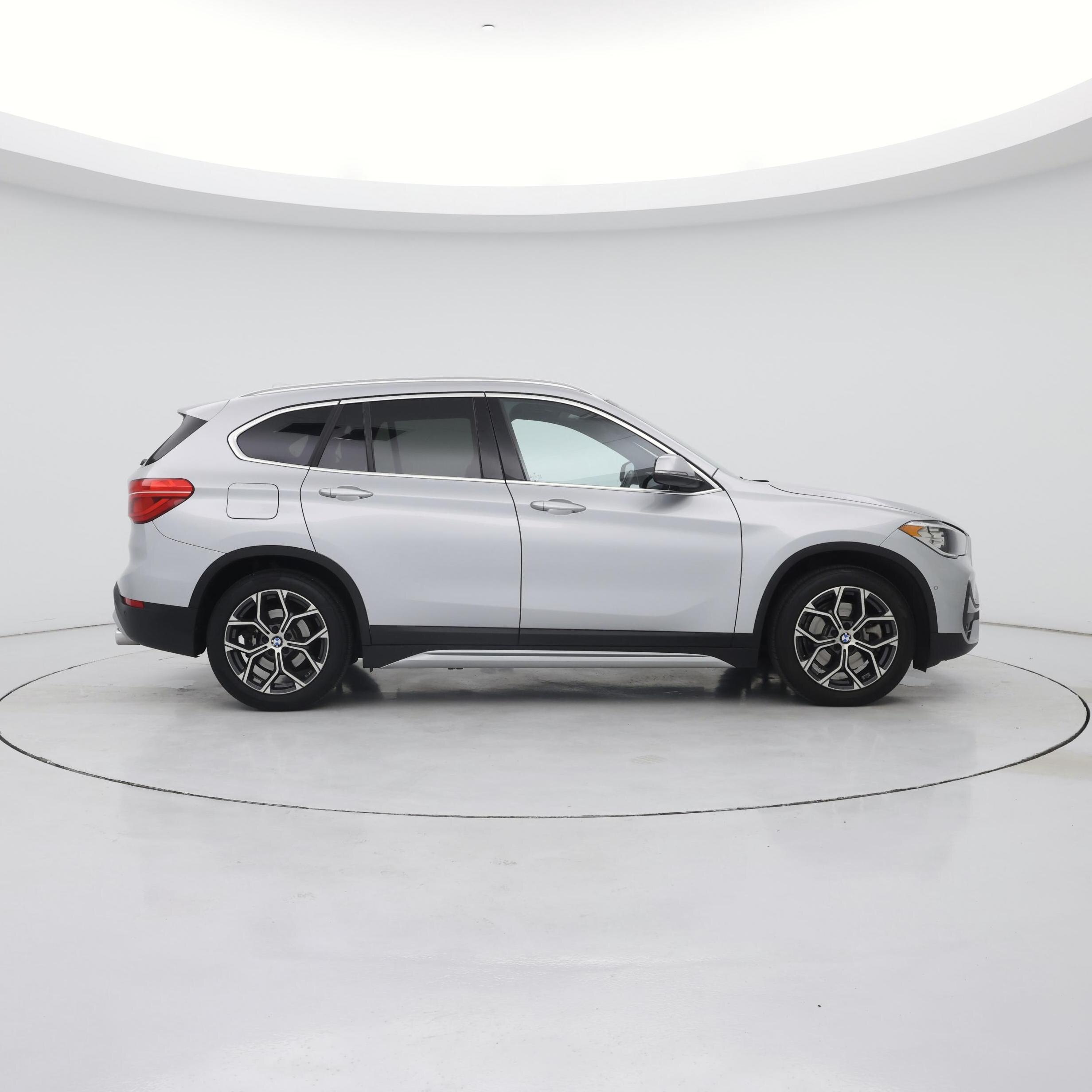 Thumbnail: 2021 BMW X1 - 7