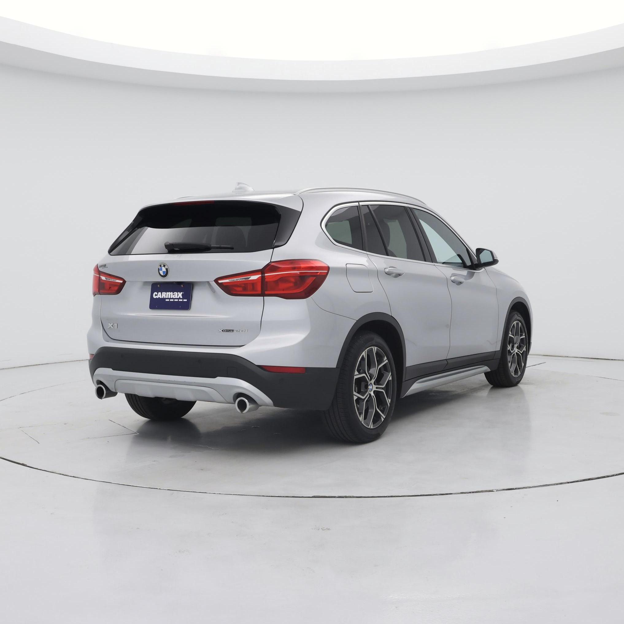 Thumbnail: 2021 BMW X1 - 8