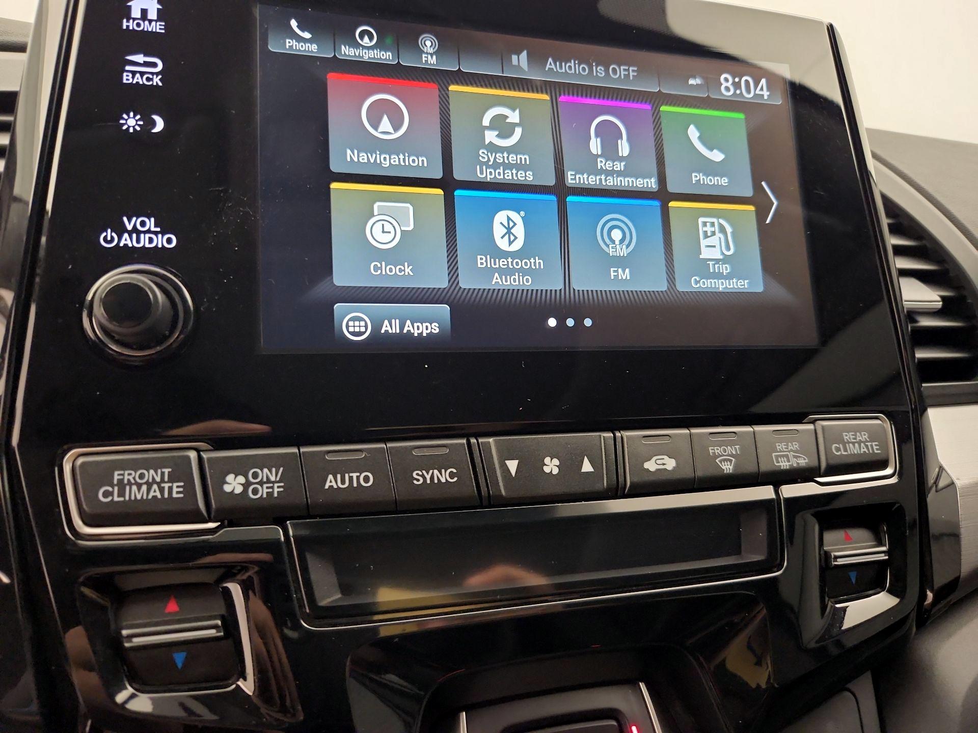 Thumbnail: 2018 Honda Odyssey - 16