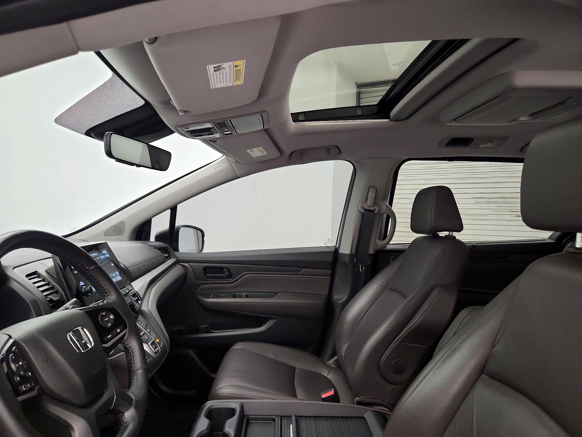 Thumbnail: 2018 Honda Odyssey - 19