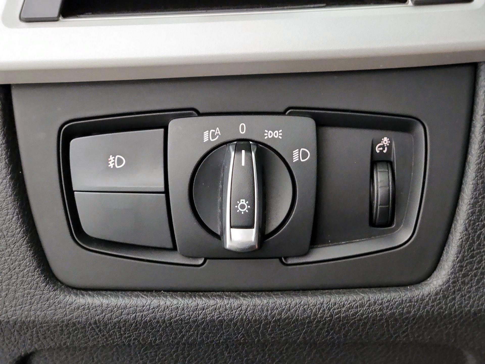 Thumbnail: 2014 BMW 3 Series - 13
