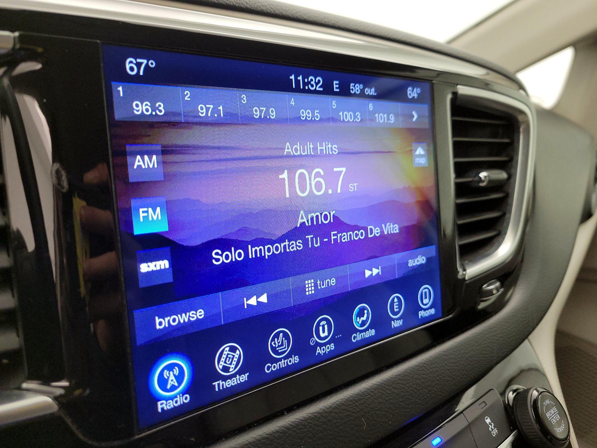 Thumbnail: 2017 Chrysler Pacifica - 16