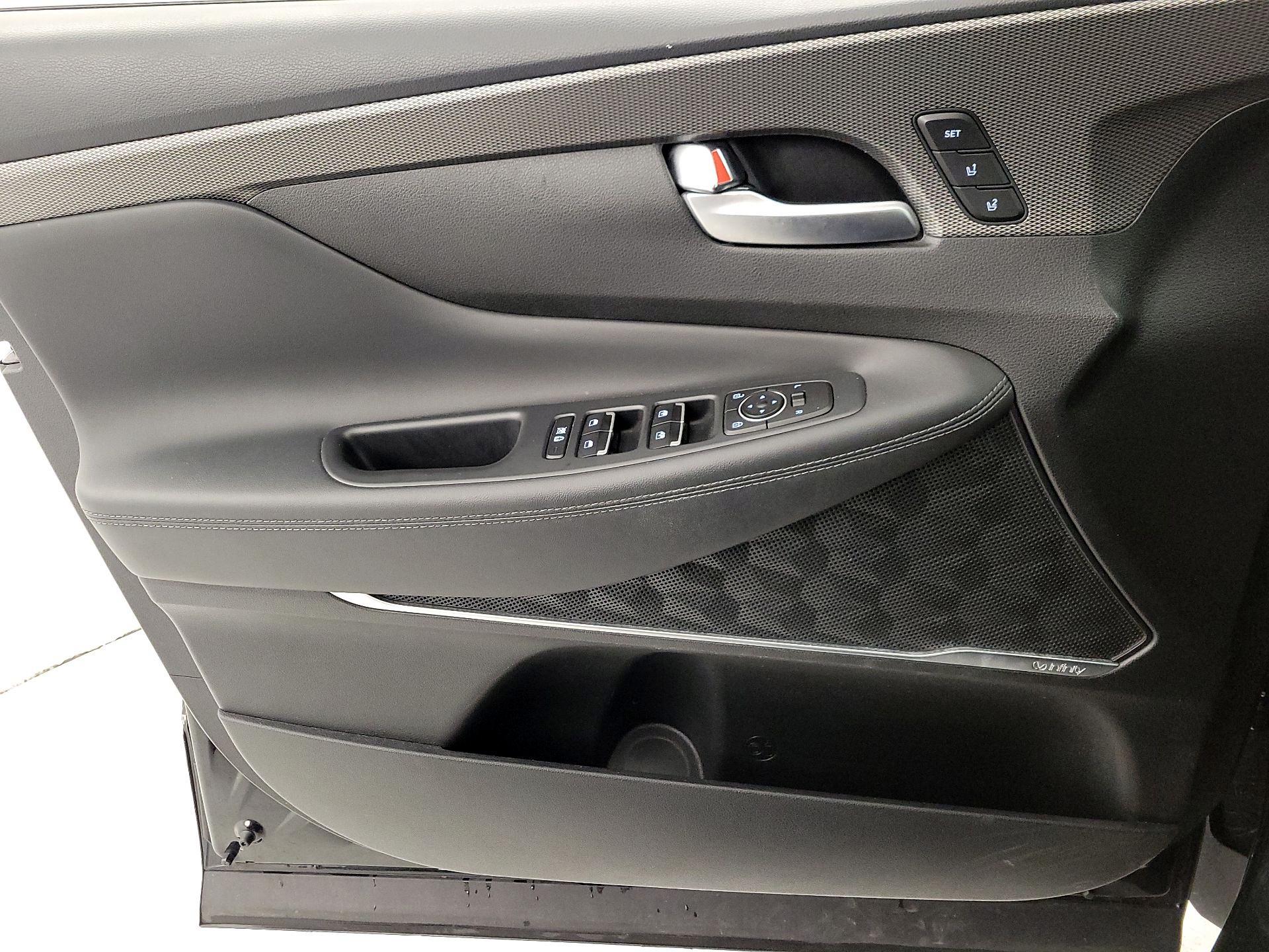 Thumbnail: 2020 Hyundai Santa Fe - 12