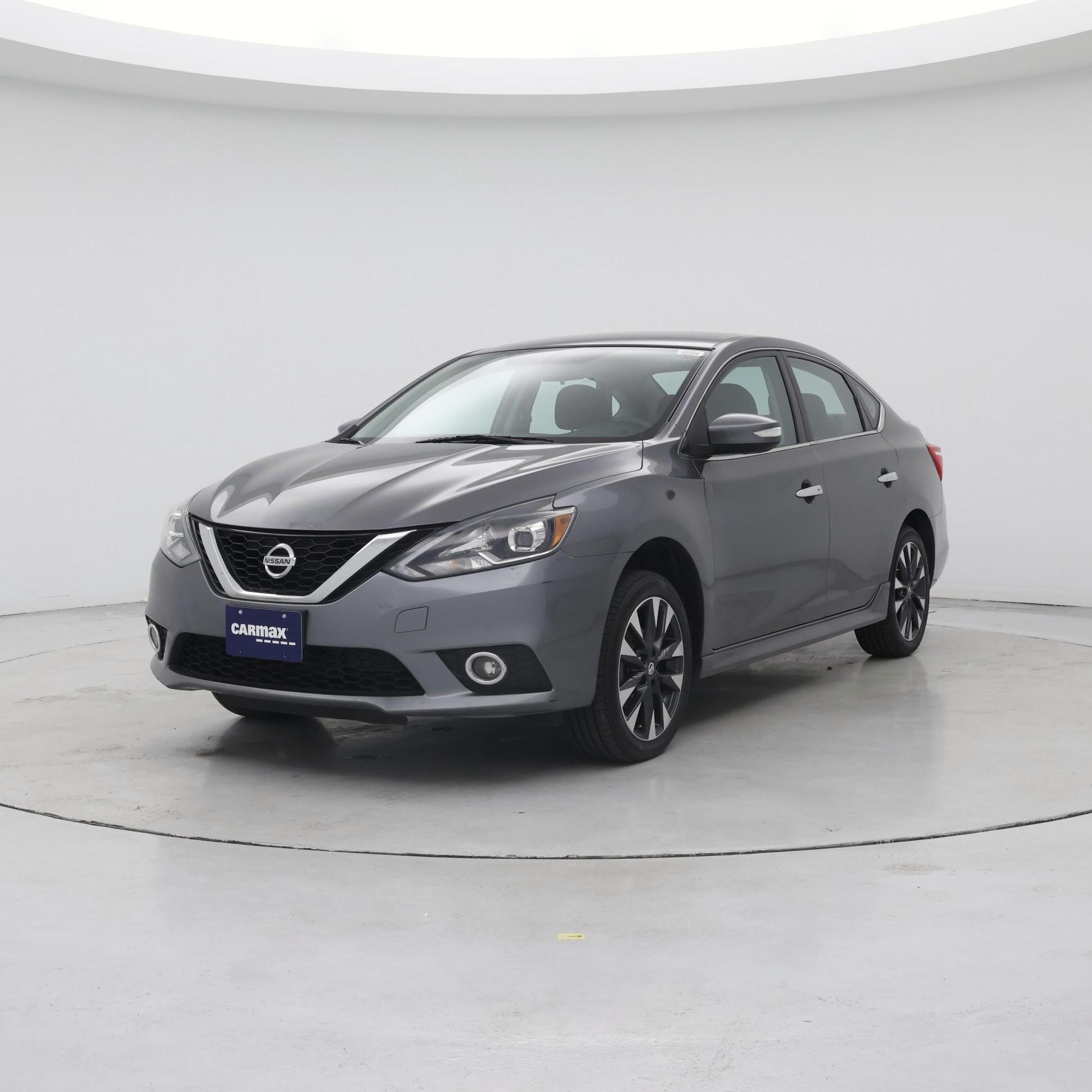 Thumbnail: 2017 Nissan Sentra - 4