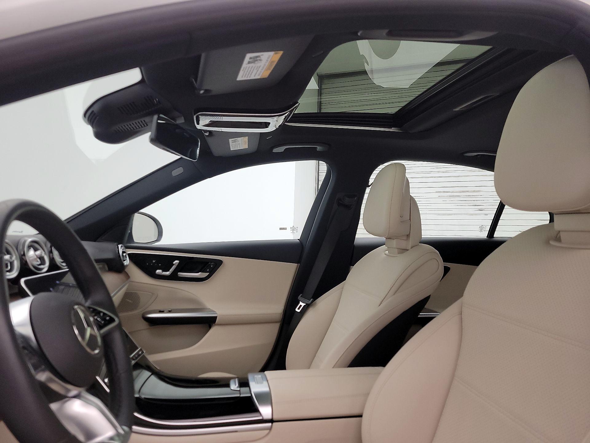 Thumbnail: 2022 Mercedes-Benz C-Class - 19