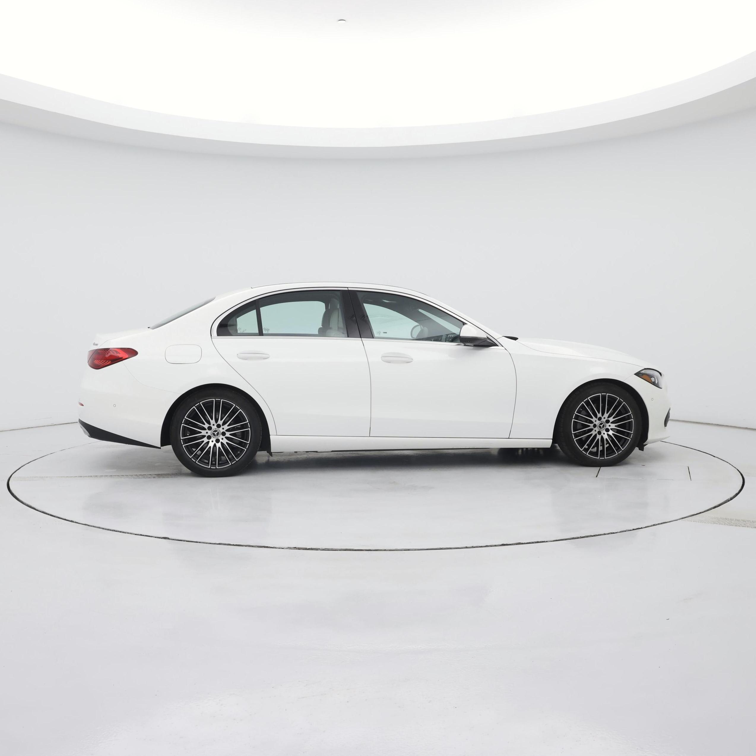Thumbnail: 2022 Mercedes-Benz C-Class - 7