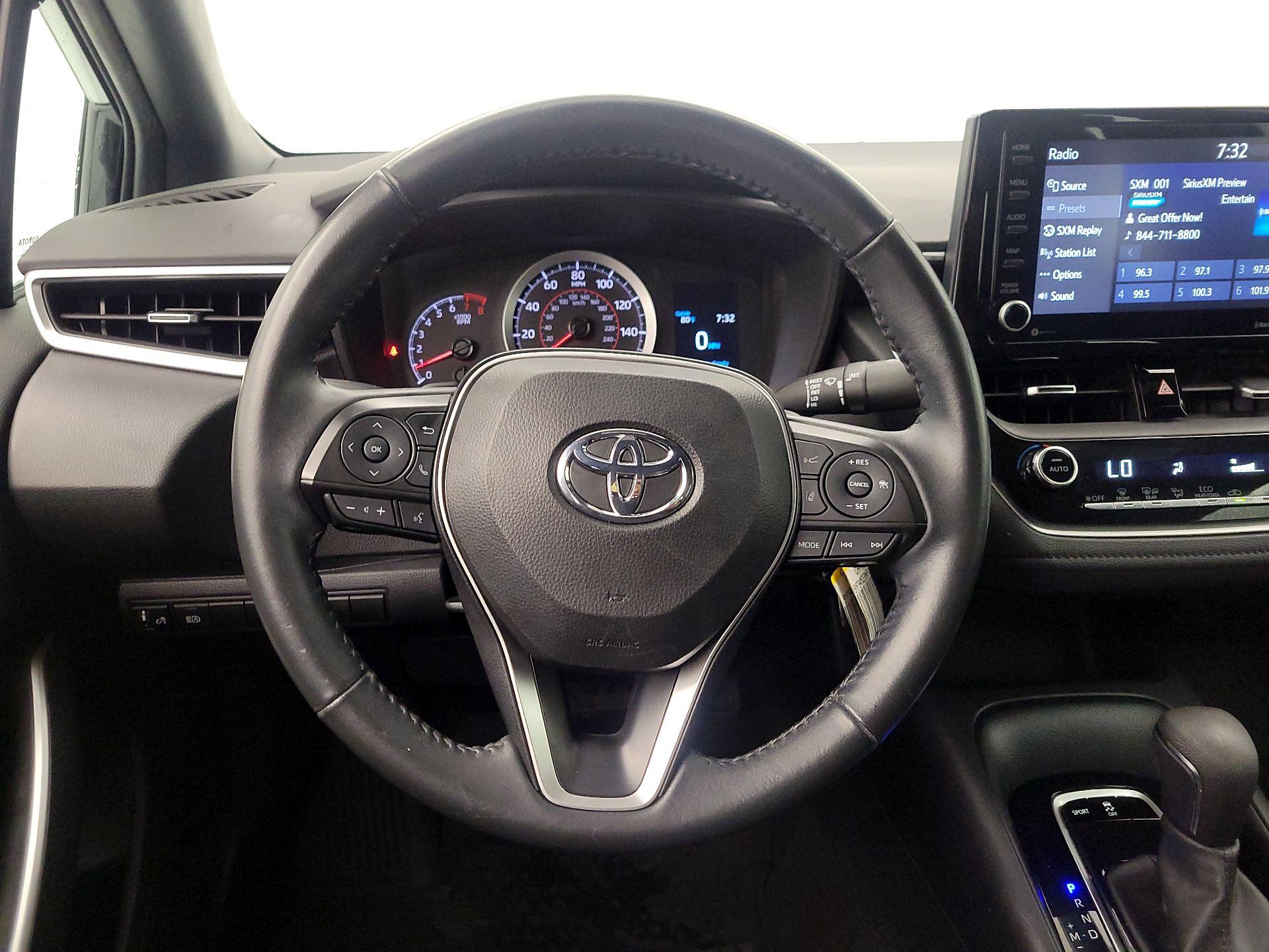 Thumbnail: 2022 Toyota Corolla - 10