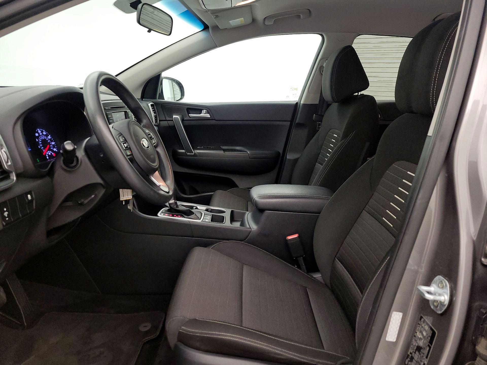Thumbnail: 2017 Kia Sportage - 11