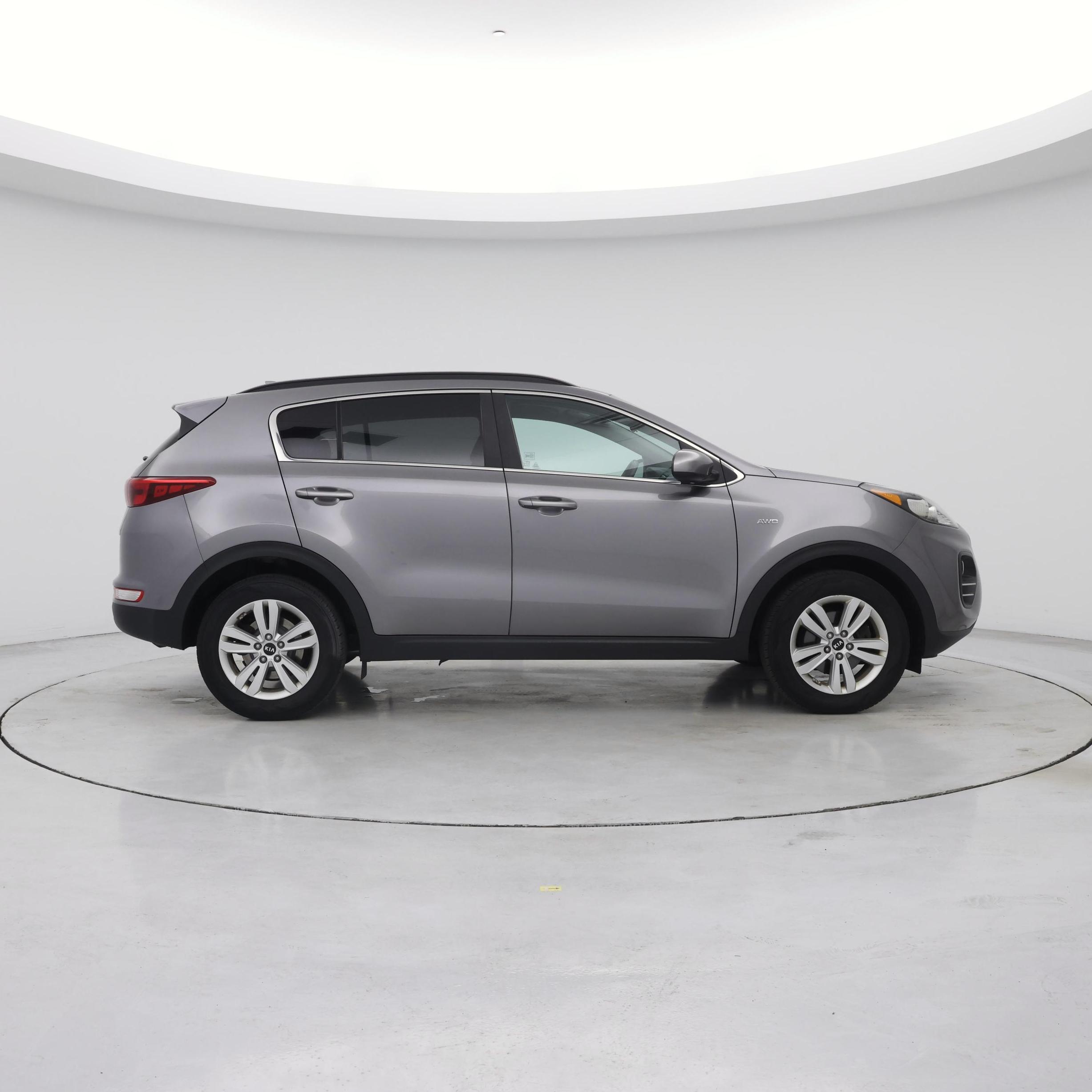 Thumbnail: 2017 Kia Sportage - 7