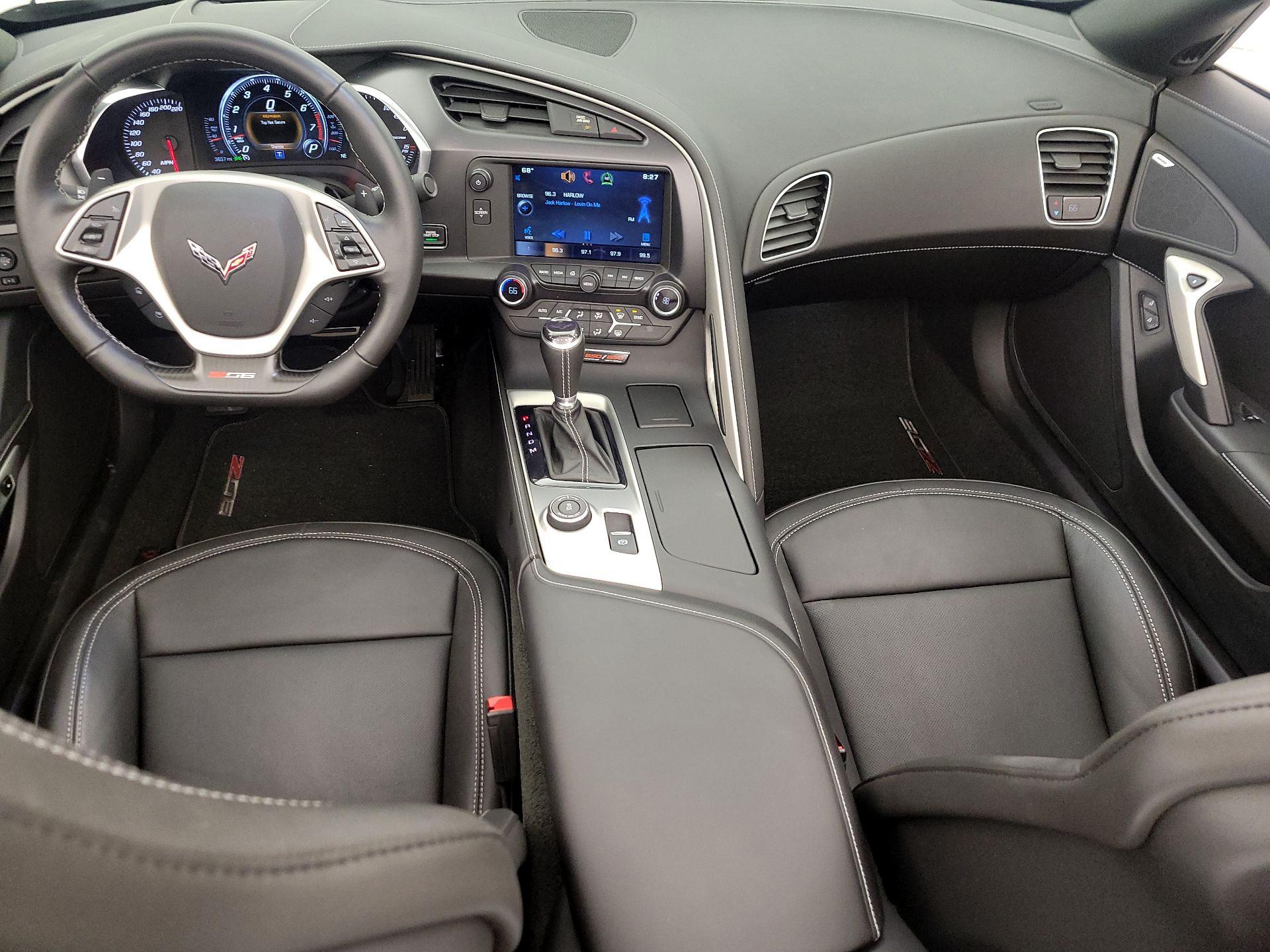 Thumbnail: 2015 Chevrolet Corvette - 9