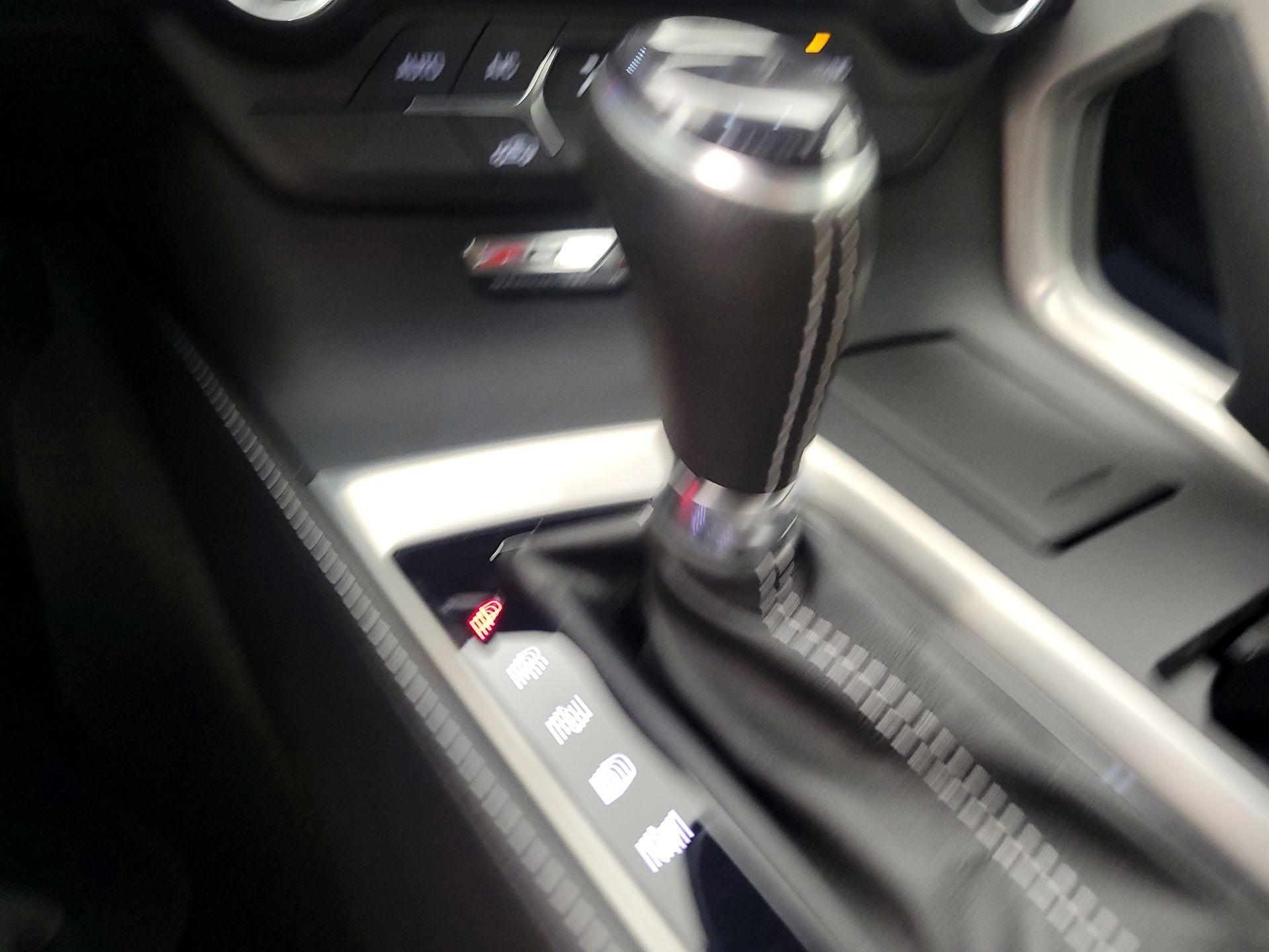 Thumbnail: 2015 Chevrolet Corvette - 17