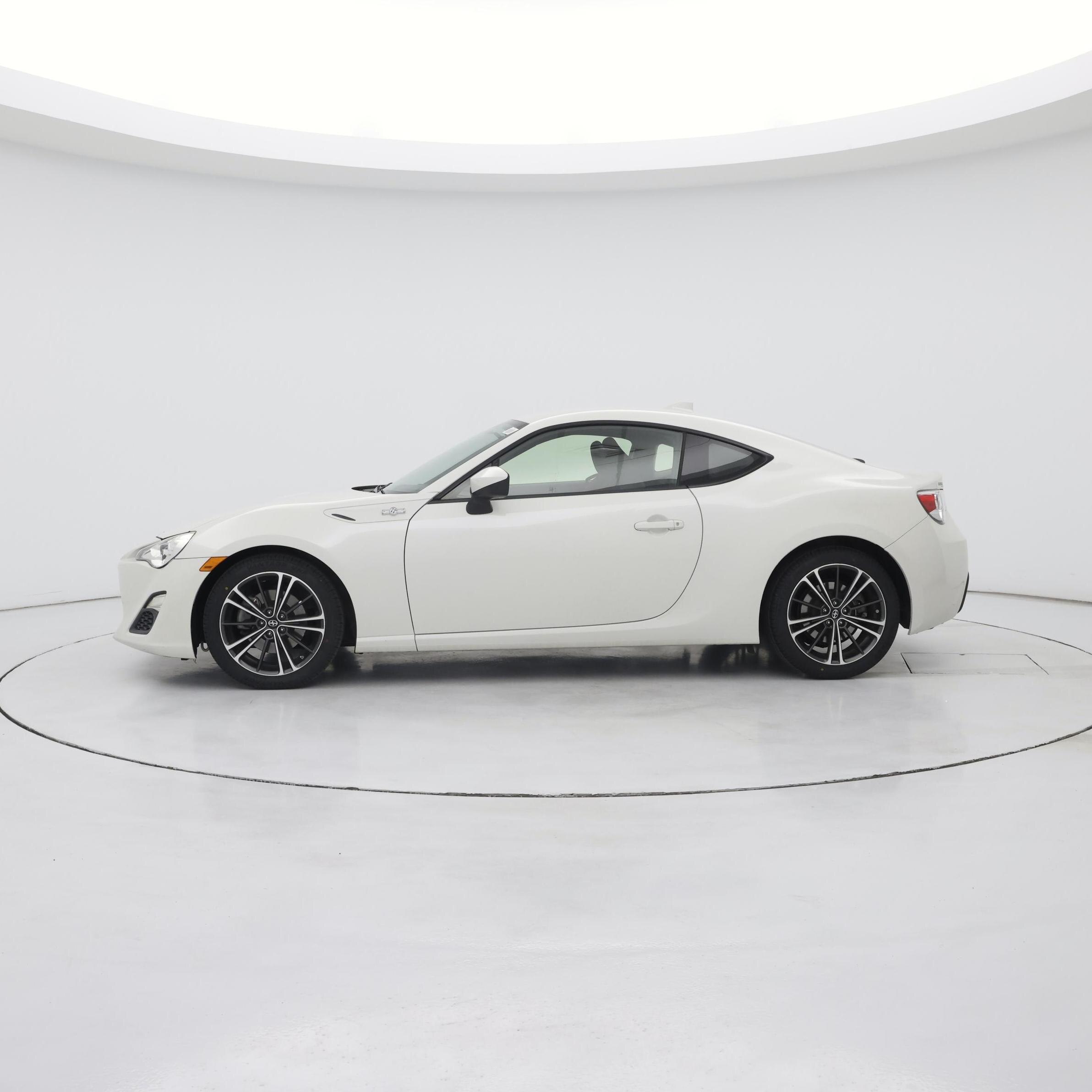 Thumbnail: 2015 Scion FR-S - 3