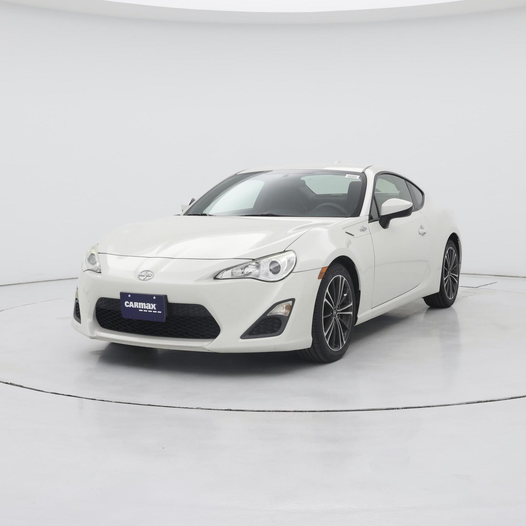 Thumbnail: 2015 Scion FR-S - 4