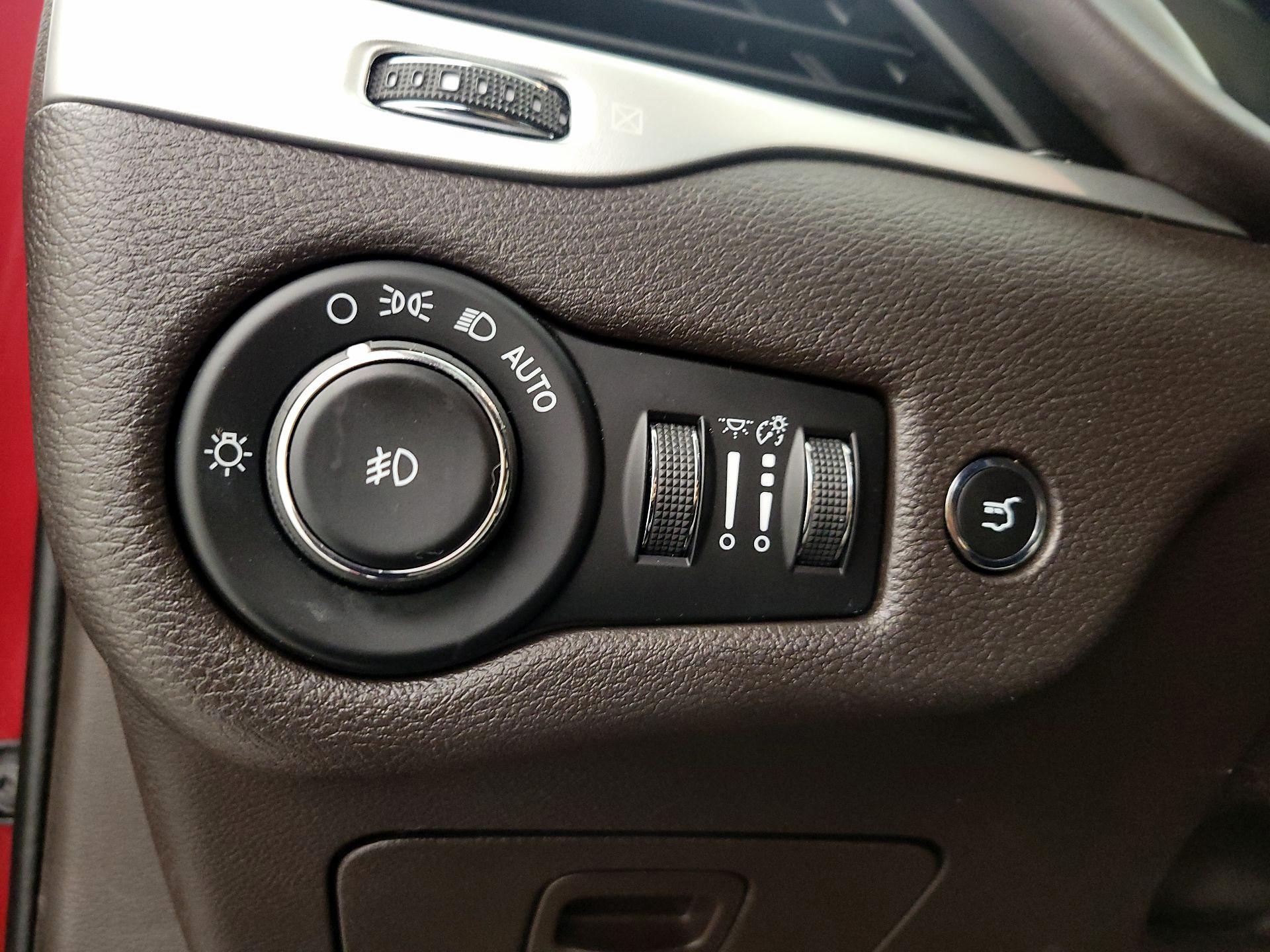 Thumbnail: 2017 Jeep Cherokee - 13