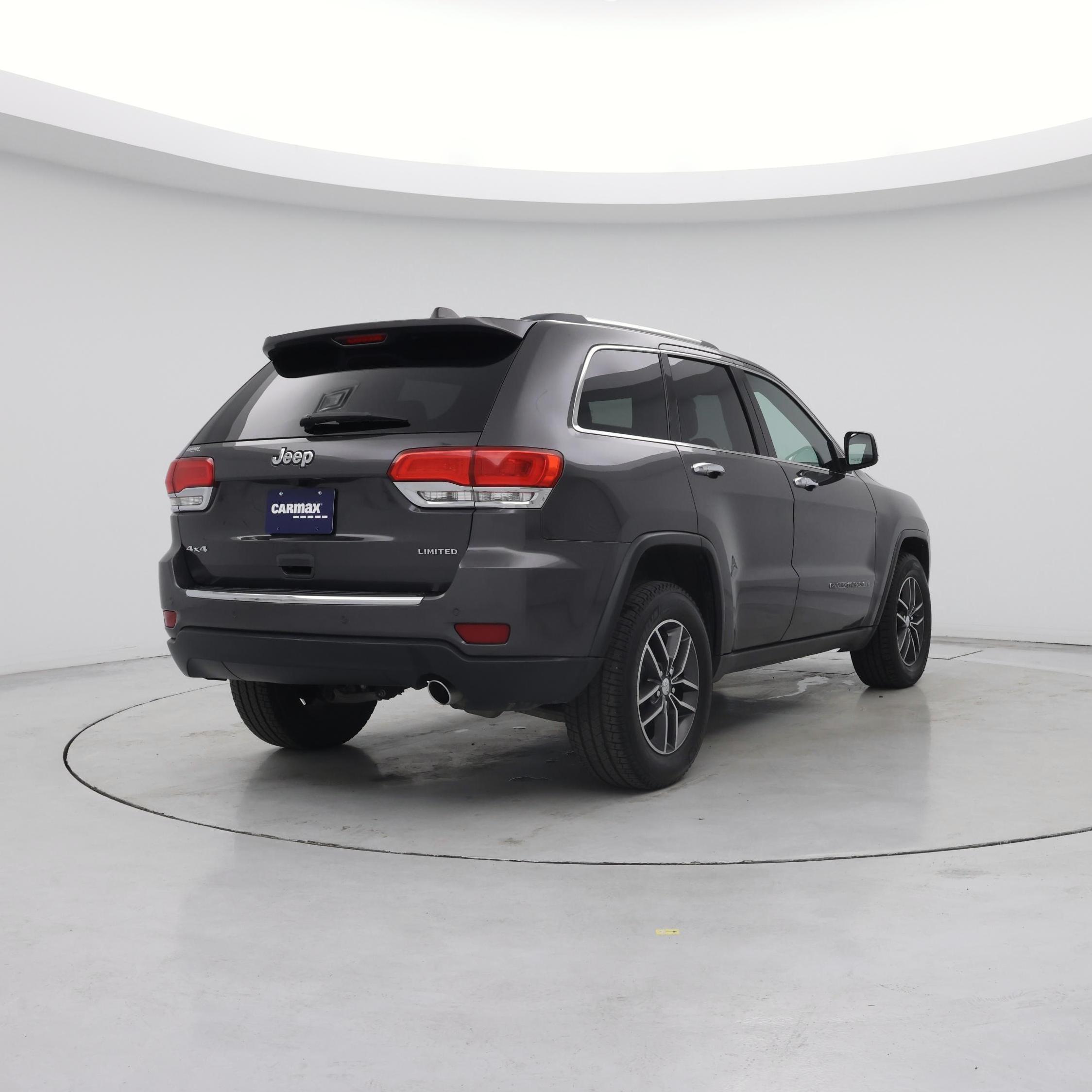 Thumbnail: 2018 Jeep Grand Cherokee - 8