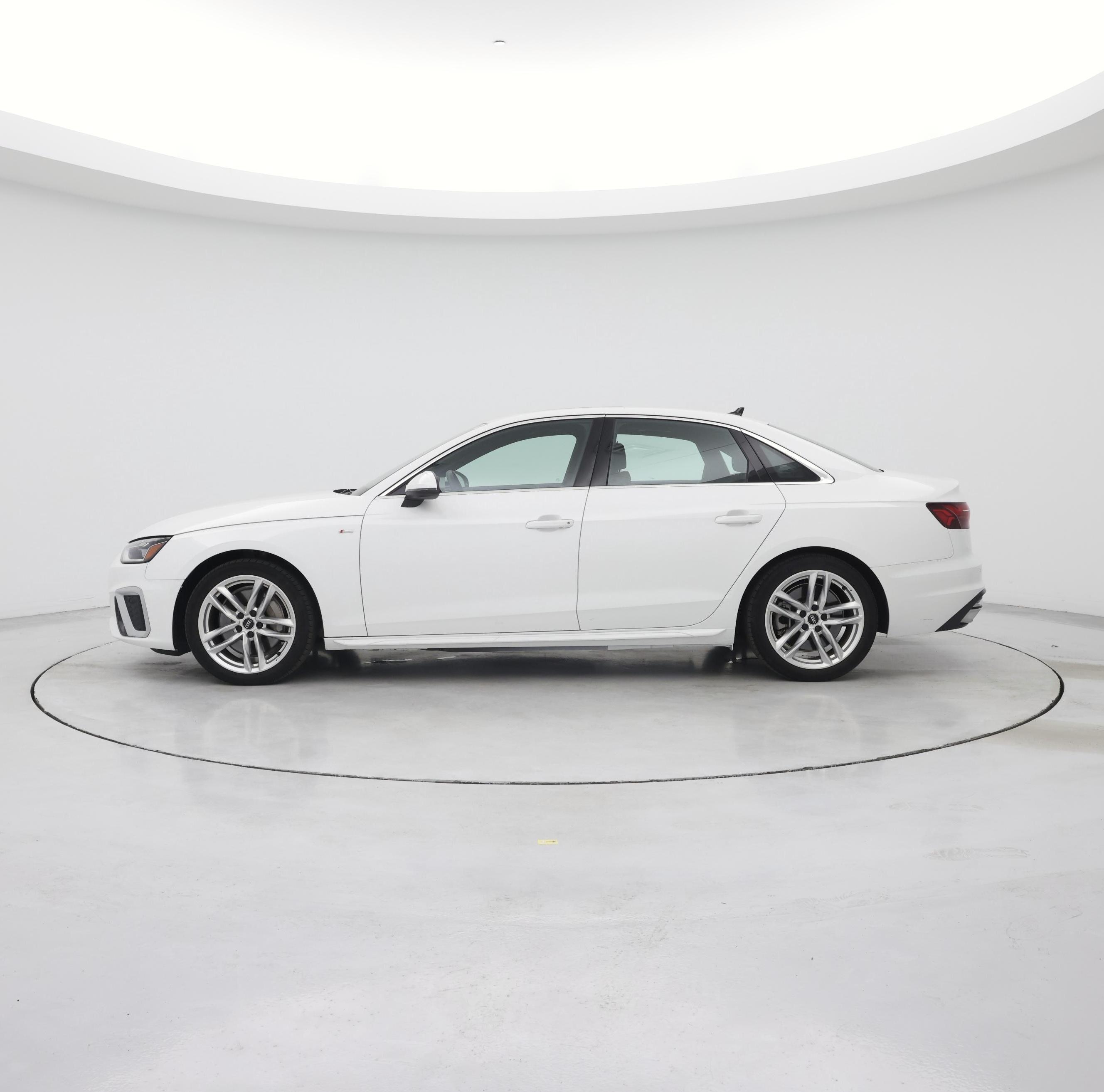 Thumbnail: 2022 Audi A4 - 3