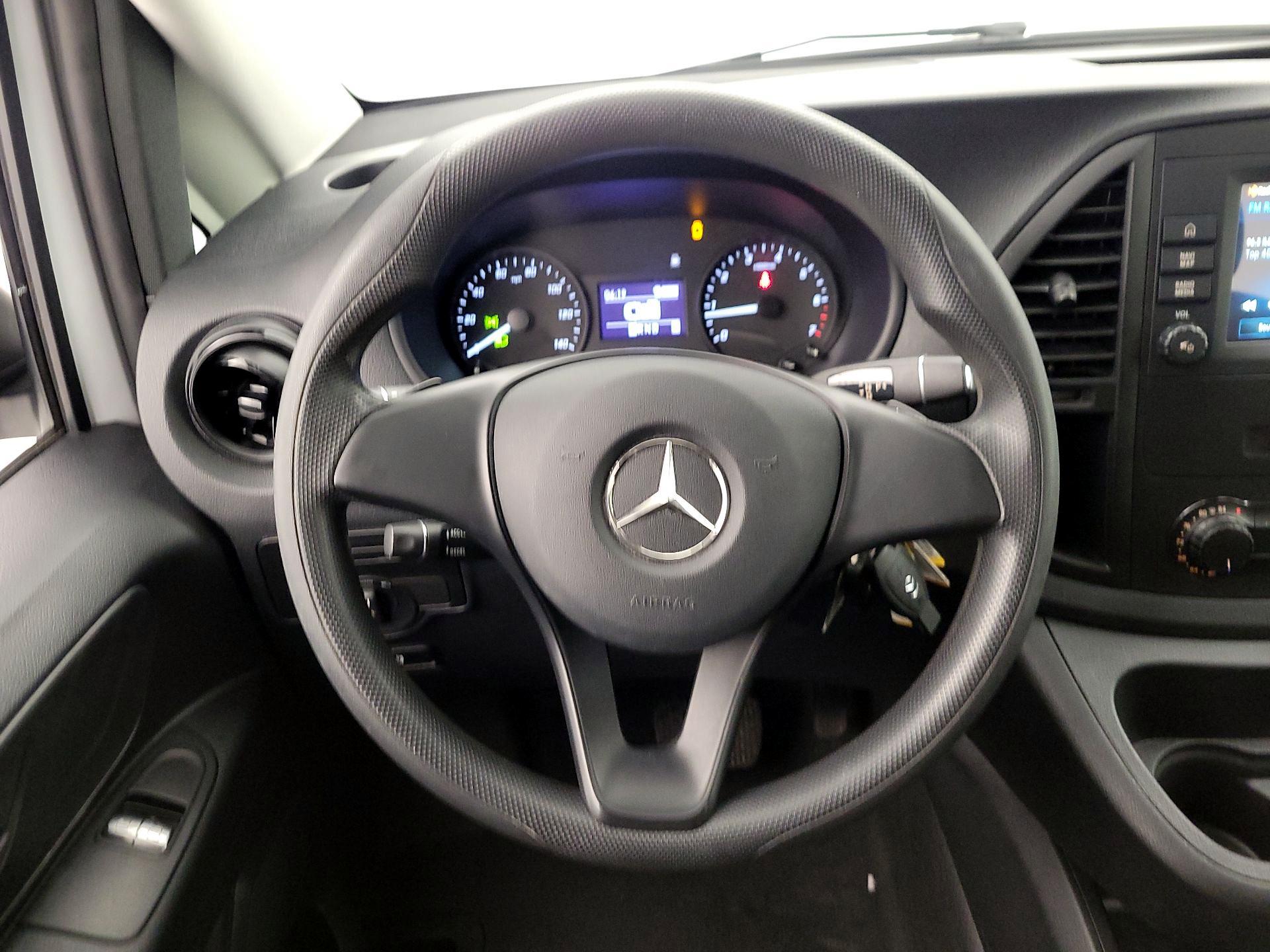 Thumbnail: 2022 Mercedes-Benz Metris - 10