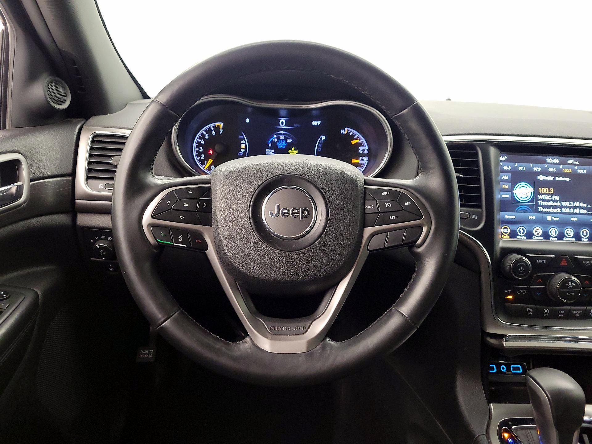Thumbnail: 2018 Jeep Grand Cherokee - 10