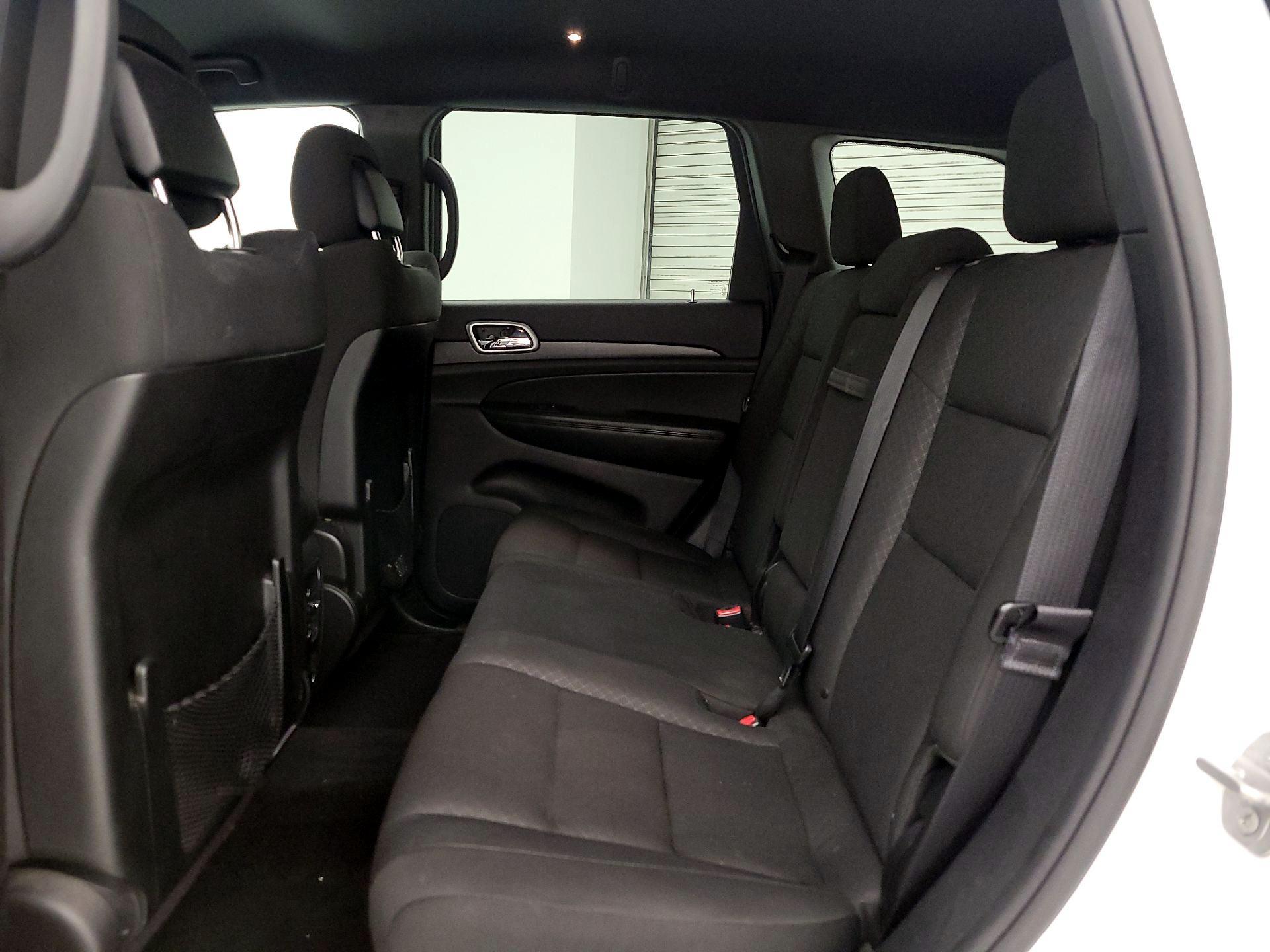 Thumbnail: 2018 Jeep Grand Cherokee - 20