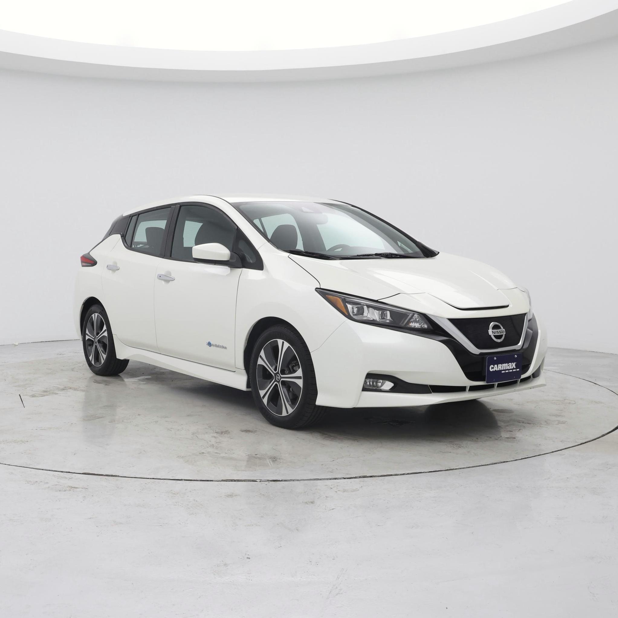  2019 Nissan LEAF SV FWD   