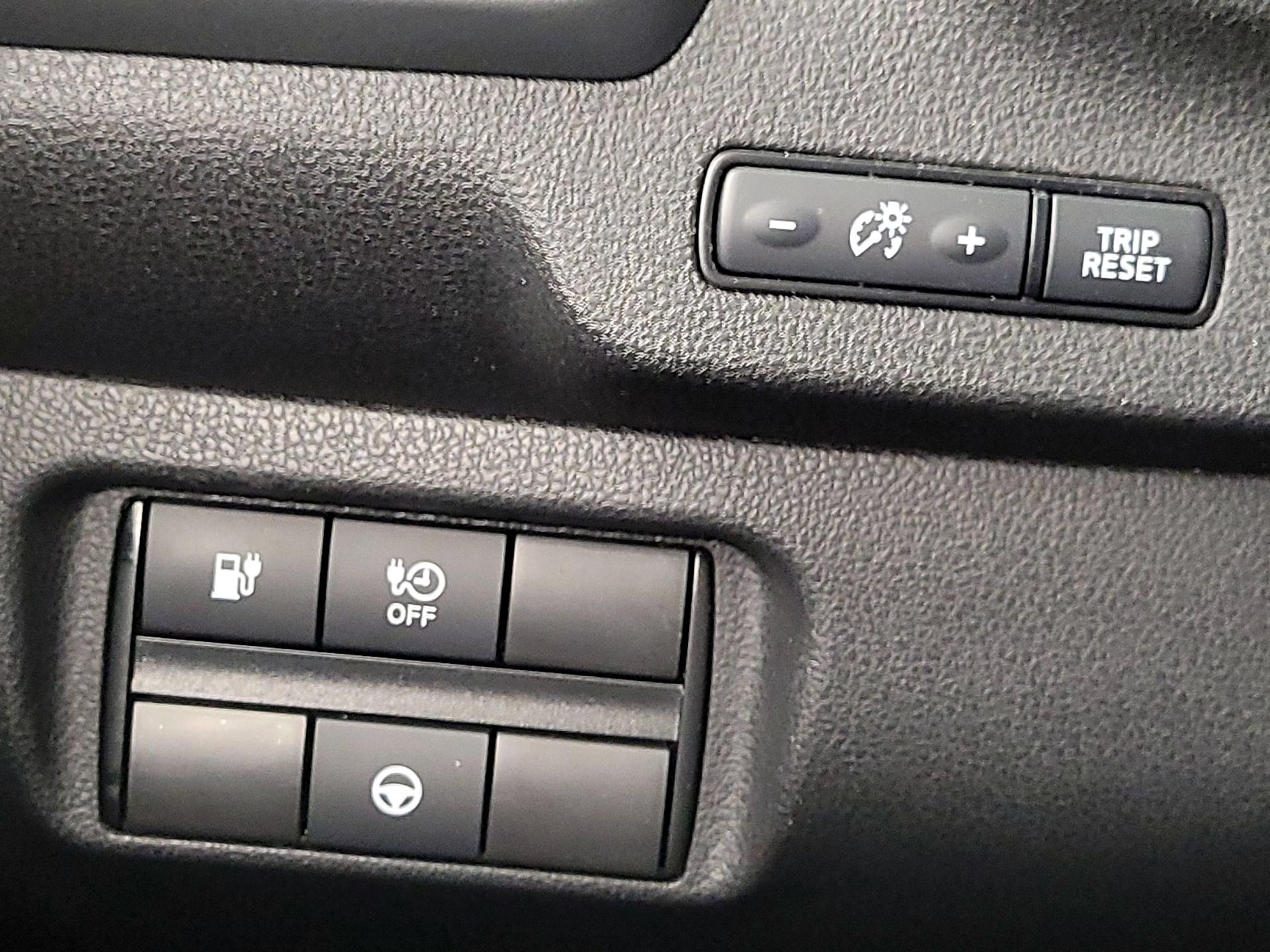 Thumbnail: 2019 Nissan Leaf - 13